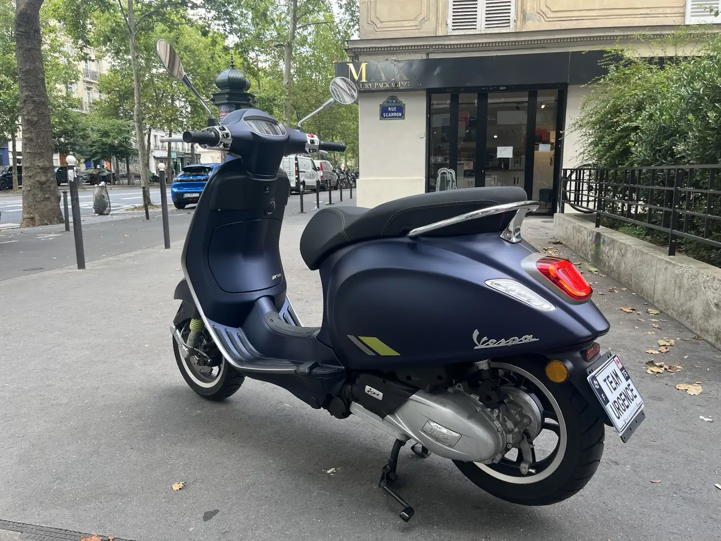 Vespa Primavera 125 Blauw - 1