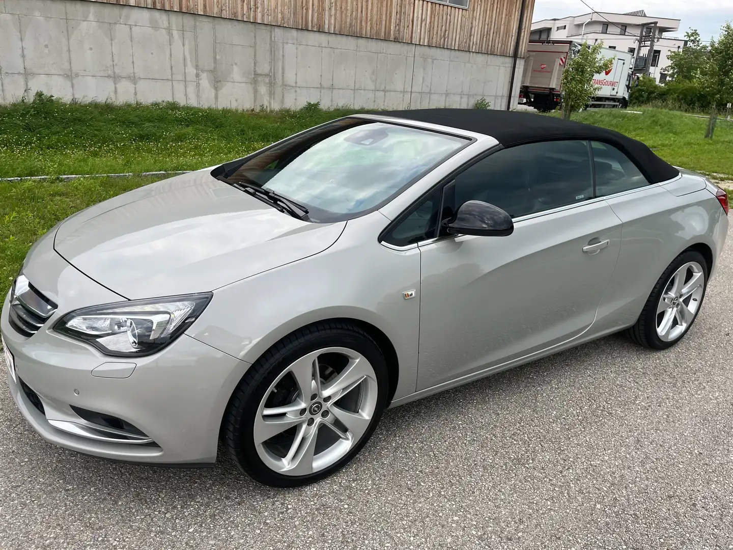 Opel Cascada Cascada 1,4 Turbo Ecoflex Edition Šedá - 2