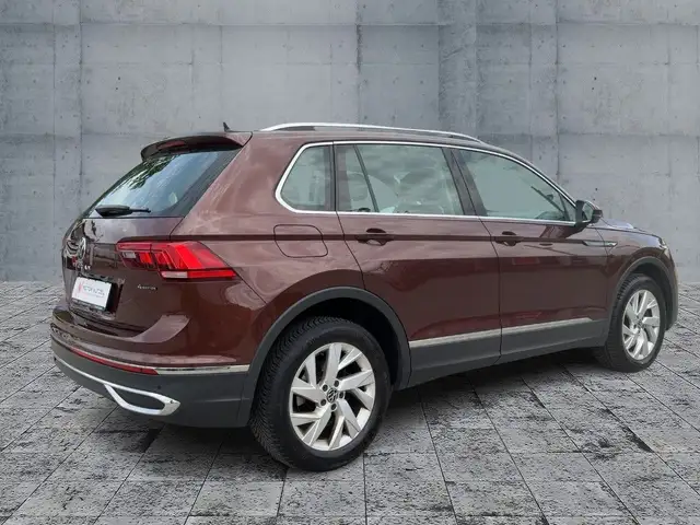 Volkswagen Tiguan view 6