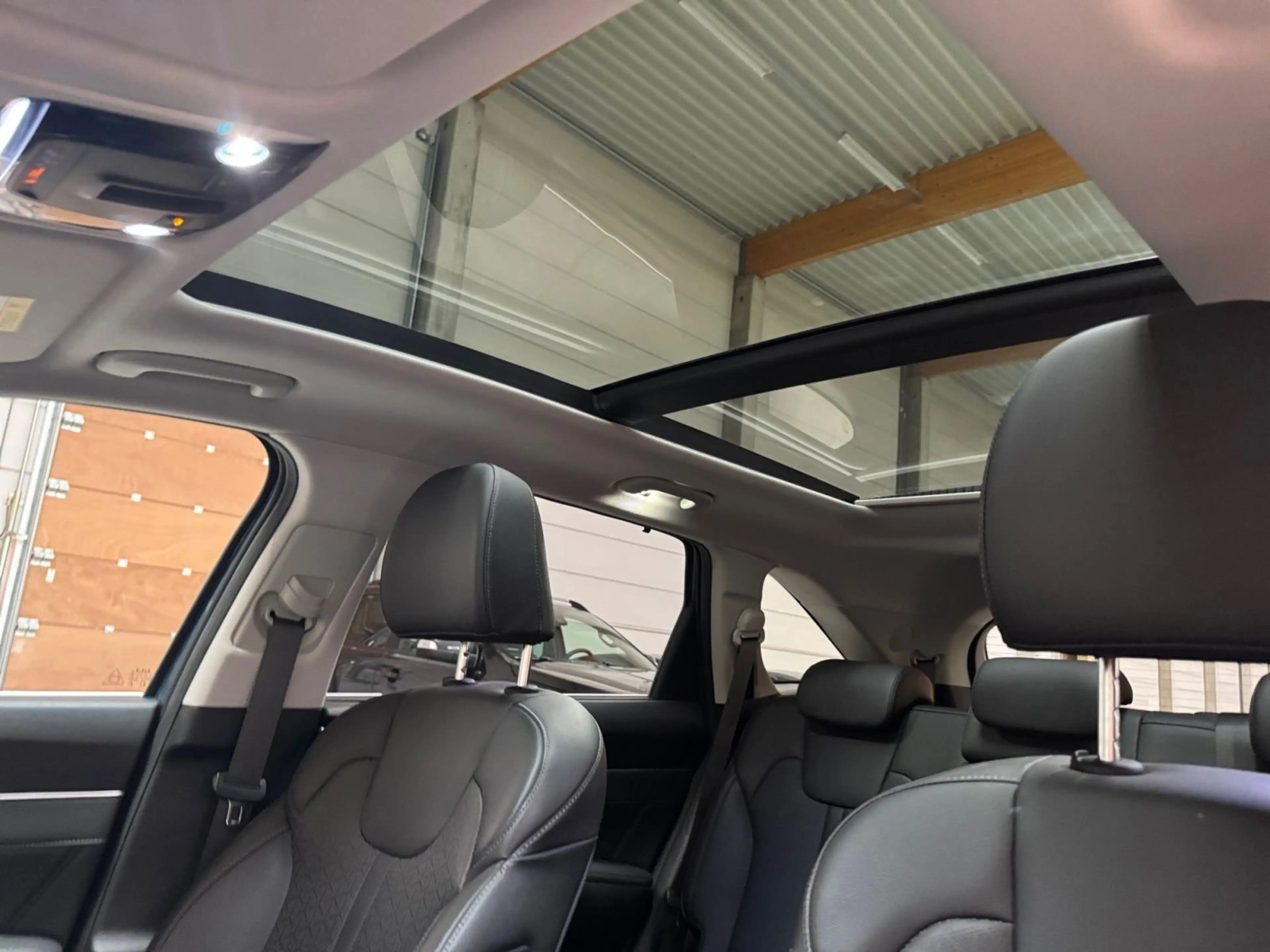 Kia Sorento PACE  1.6 179cv — photo 8