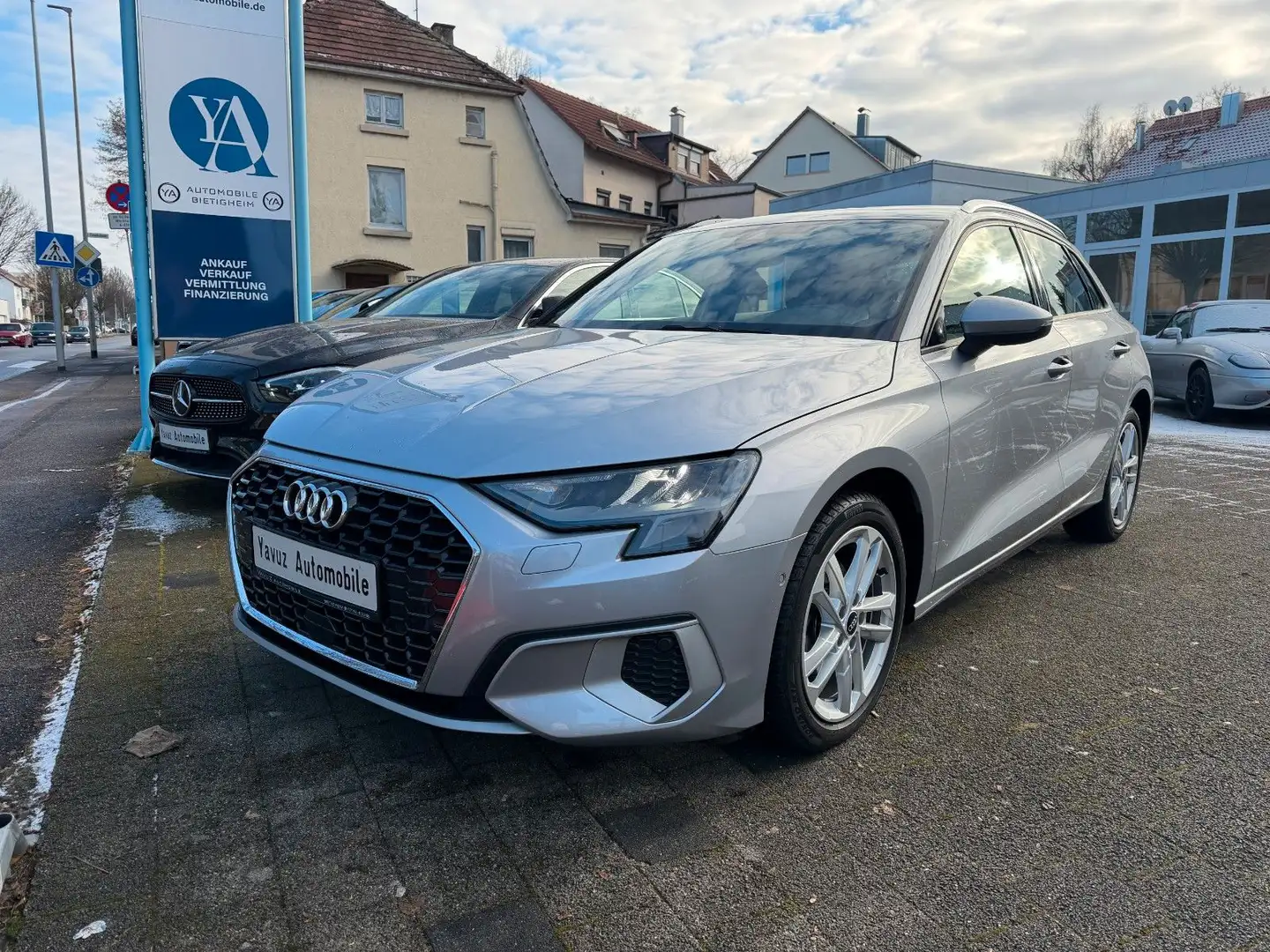 Audi A3 Sportback 35 TDI advanced Silber - 1