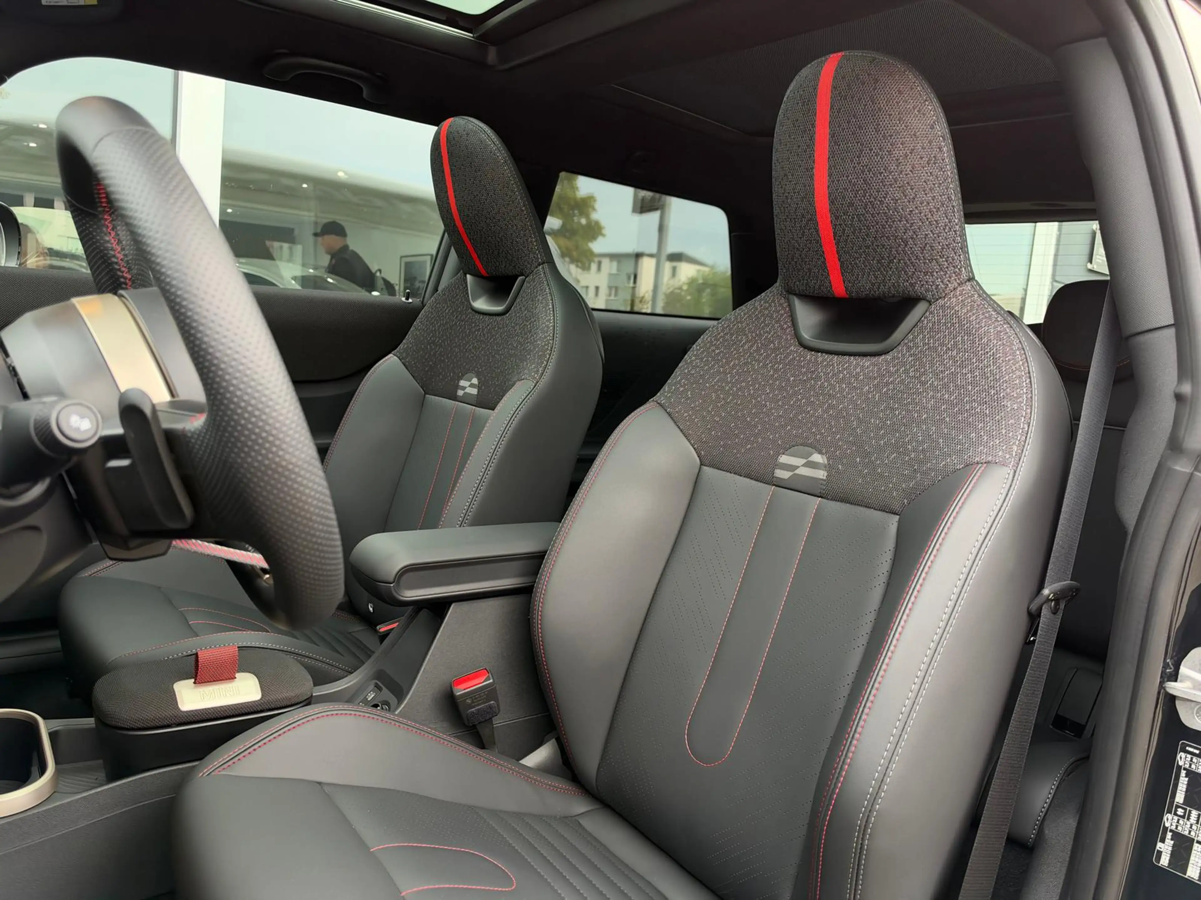 MINI Cooper S JCW*LED*NAVI*PANO*H&K*HUD*360°KAMERA* — photo 9