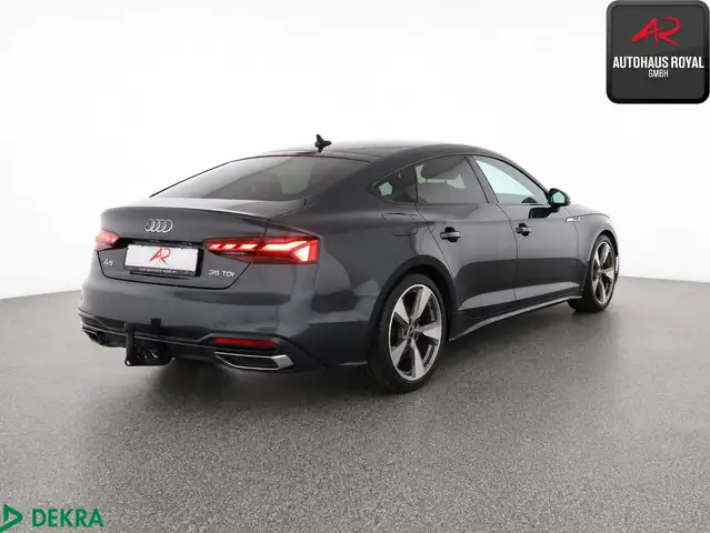 Audi A5 view 5