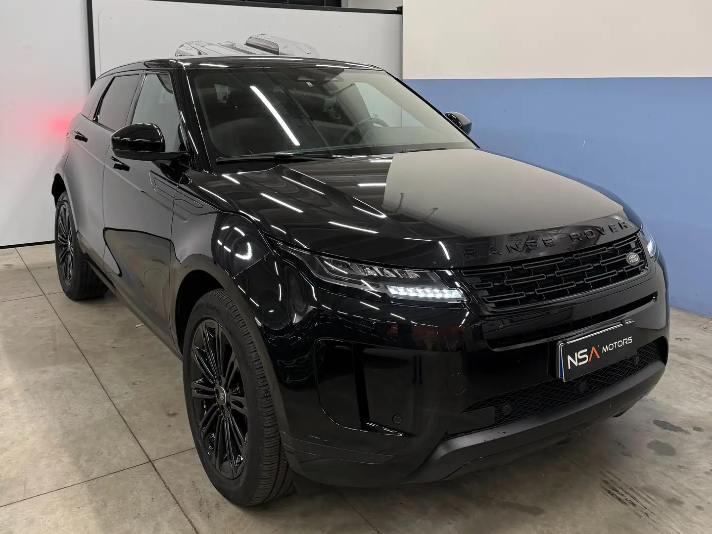 Land Rover Range Rover Evoque 2.0d i4mhev - N1 Autocarro Nero - 1