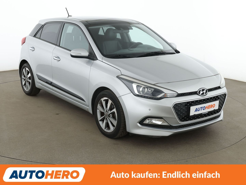 Hyundai i20 1.1 CRDi Style*PDC*SHZ*LHZ*TEMPO*KLIMA*GARANTIE* — photo 8