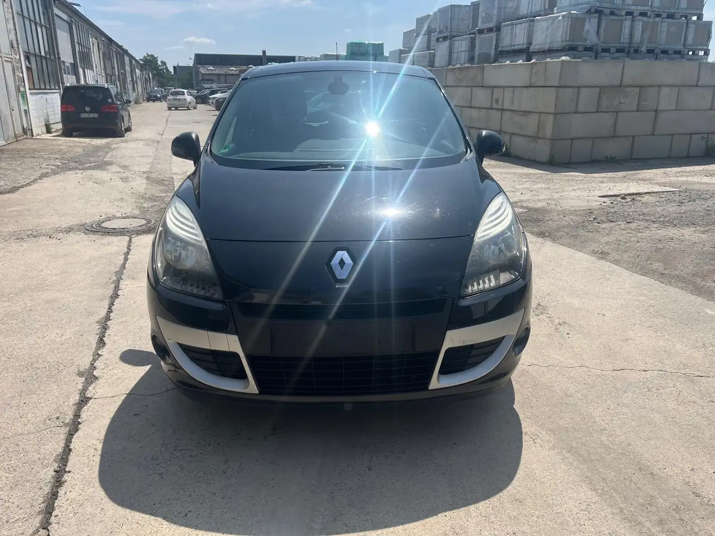 Renault Scenic Dynamique Schwarz - 2