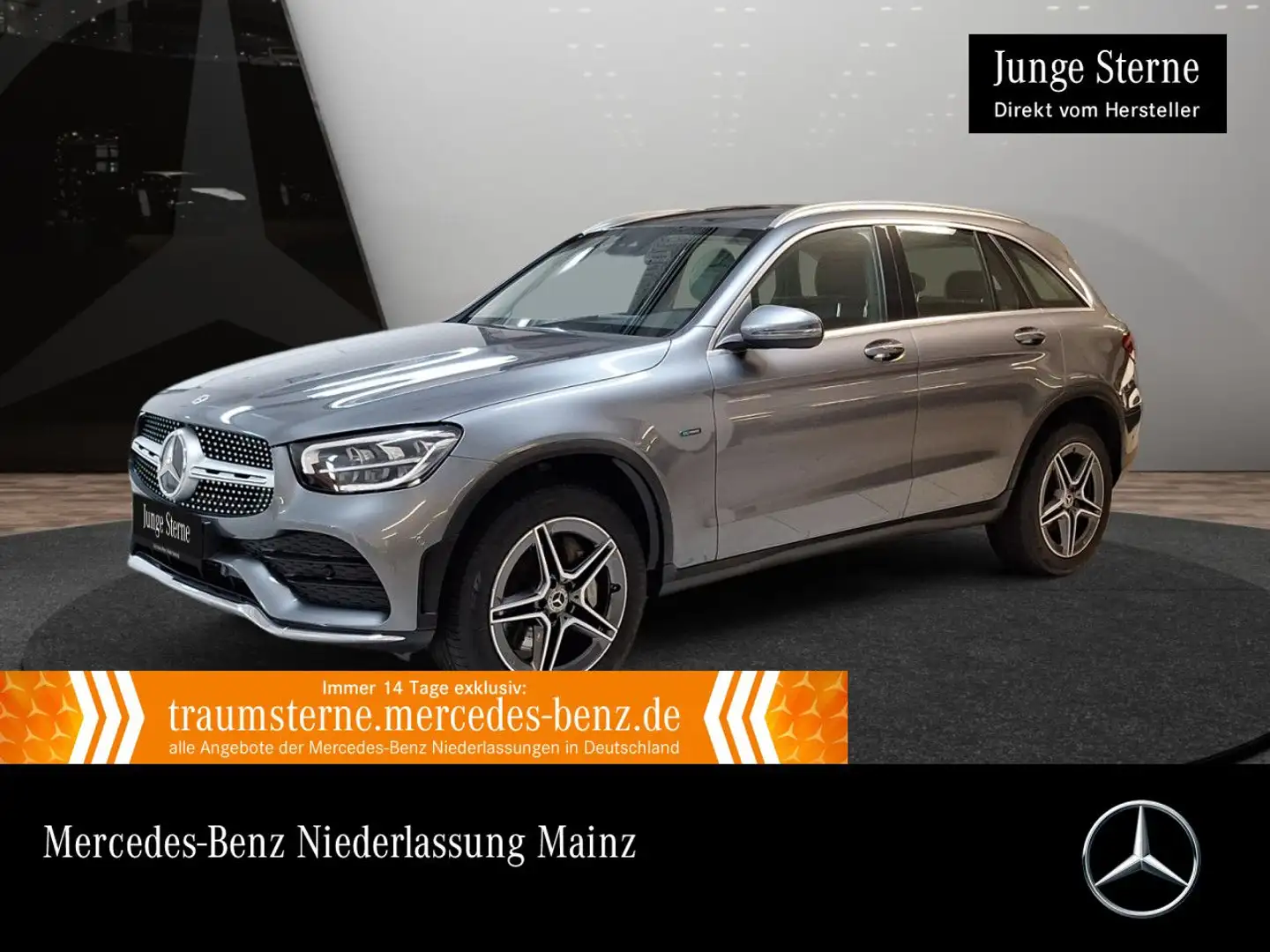 Mercedes-Benz GLC 300 e 4M AMG+AHK+LED+KAMERA+SPUR+TOTW+KEYLESS Grau - 1