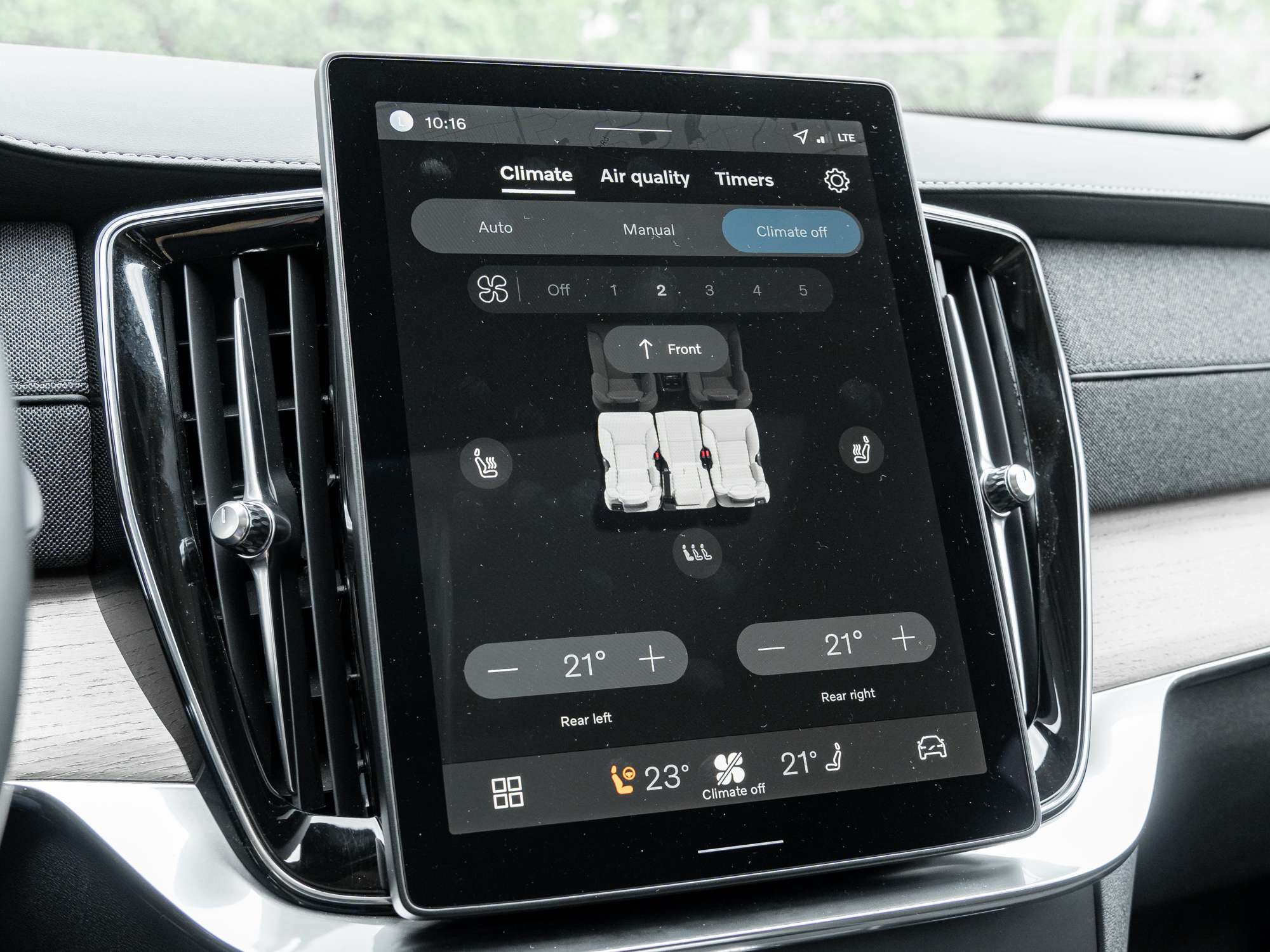 2026 Volvo XC90 B6 AWD PLUS 7-Seater |REAR CAMERA WASHER |2.99%* thumb 21