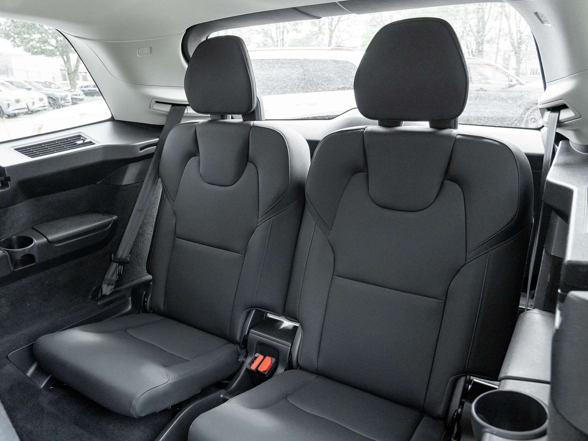 2026 Volvo XC90 B6 AWD PLUS 7-Seater |REAR CAMERA WASHER |2.99%* thumb 25