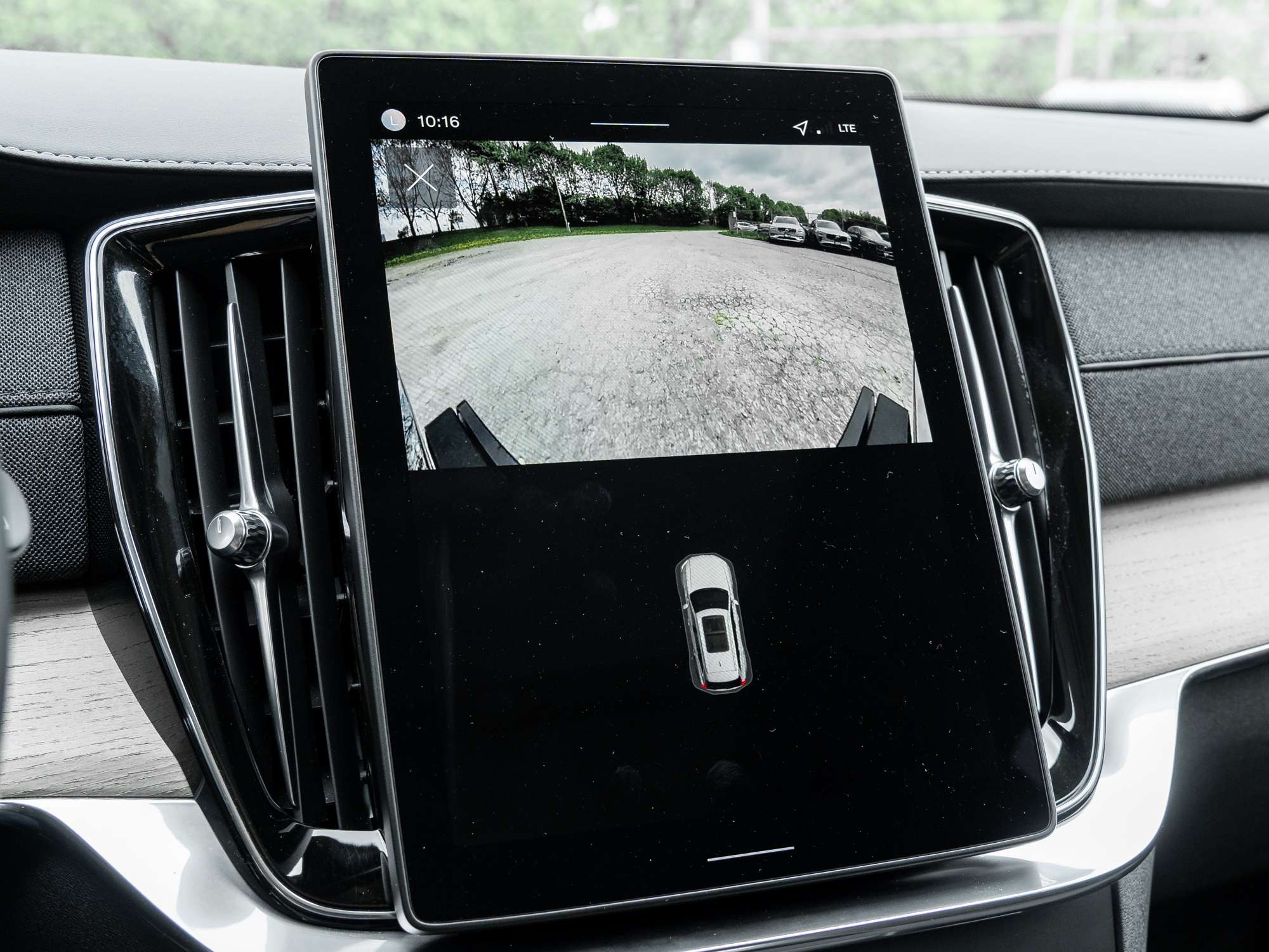 2026 Volvo XC90 B6 AWD PLUS 7-Seater |REAR CAMERA WASHER |2.99%* thumb 14