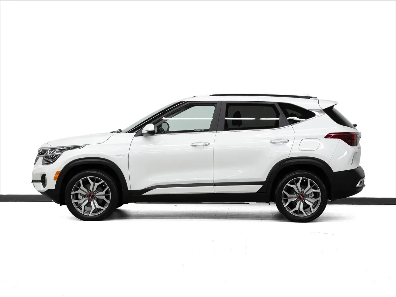 Kia Seltos photo Kia Seltos