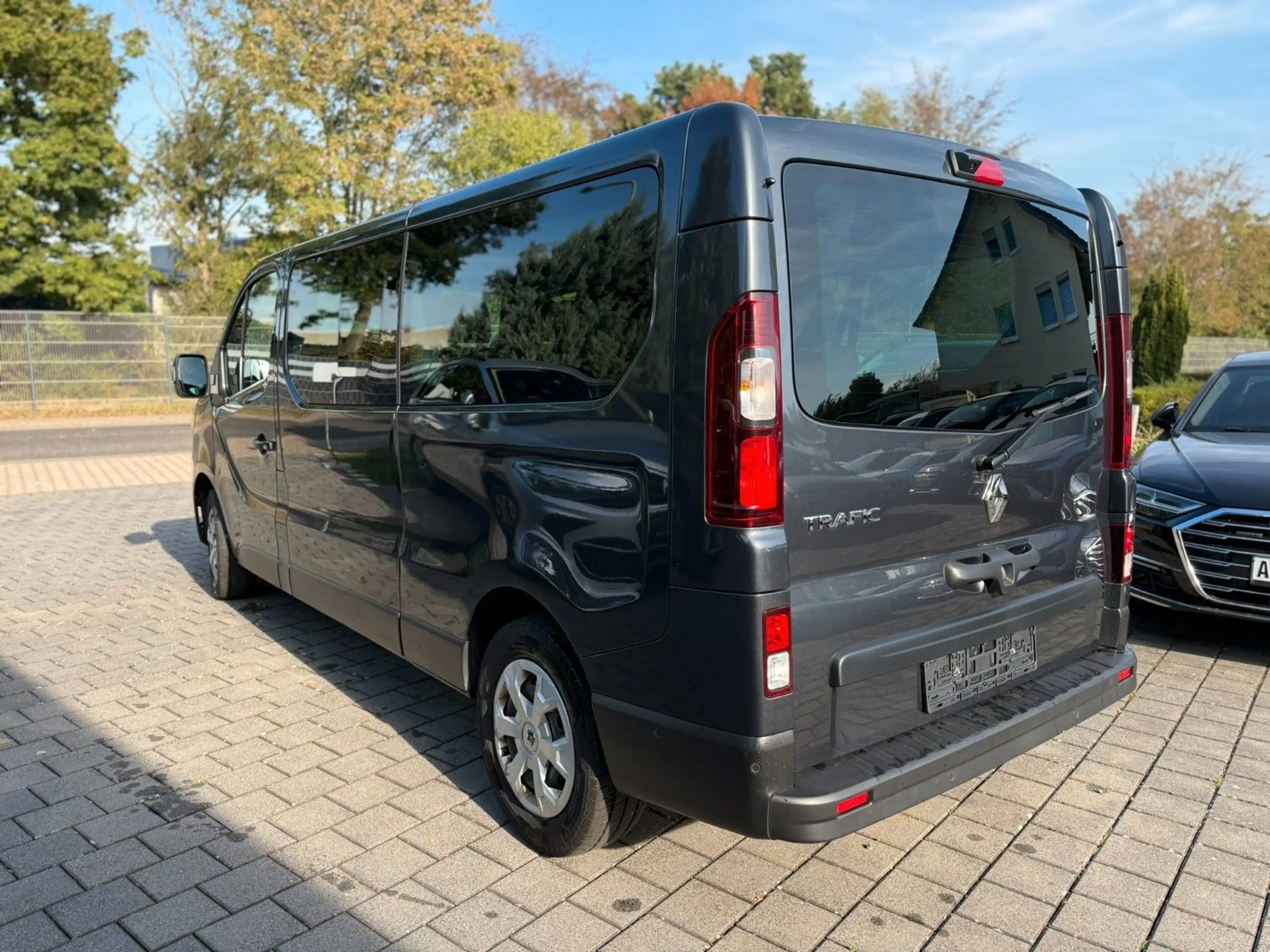 Renault Trafic GRAND Combi L2H1 3,0t Life STDHZ KAMERA K — photo 4