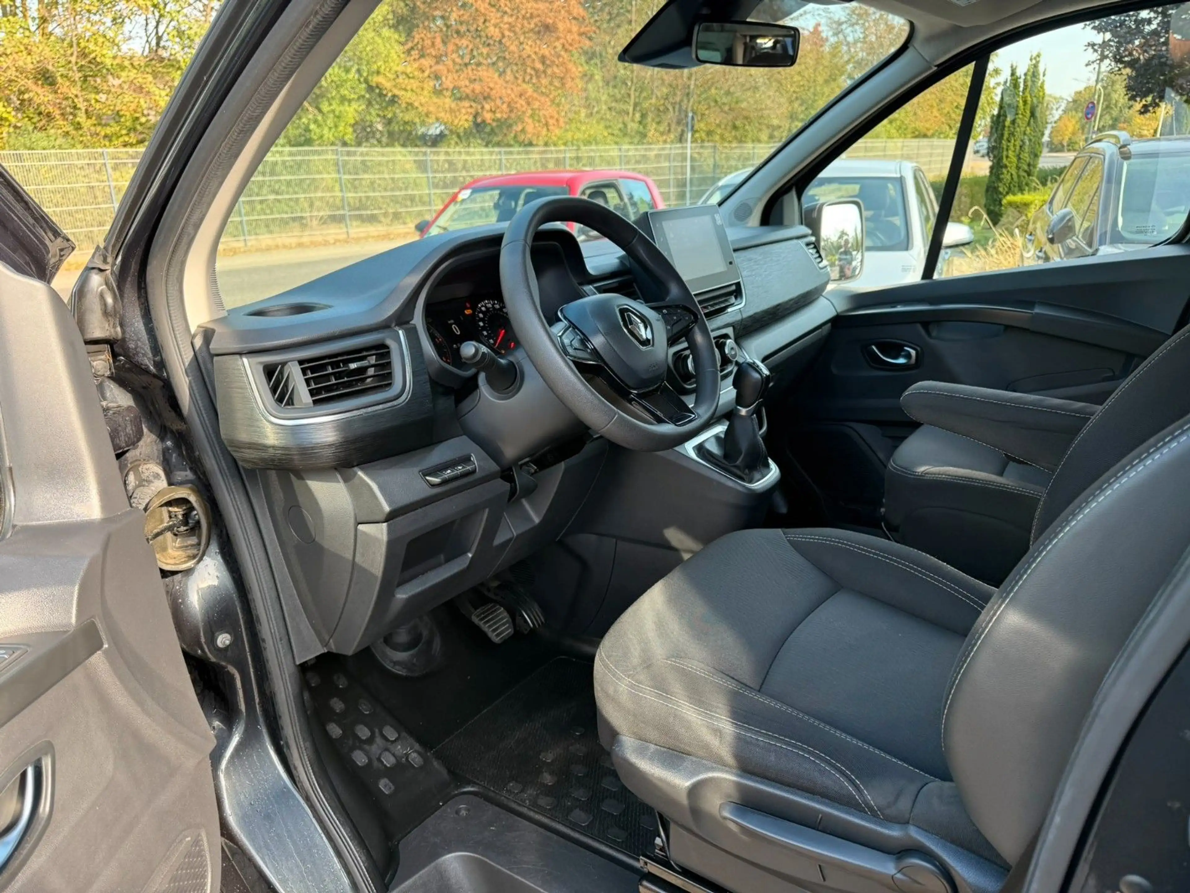 Renault Trafic GRAND Combi L2H1 3,0t Life STDHZ KAMERA K — photo 10