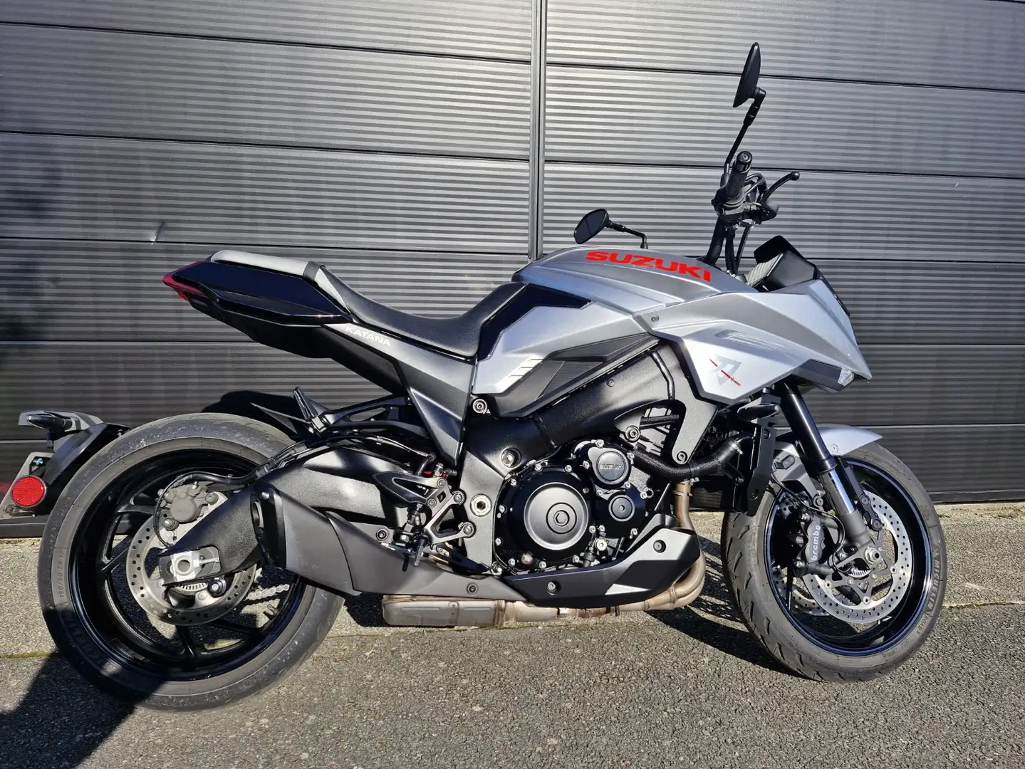 Suzuki Katana 1000 Grey - 1