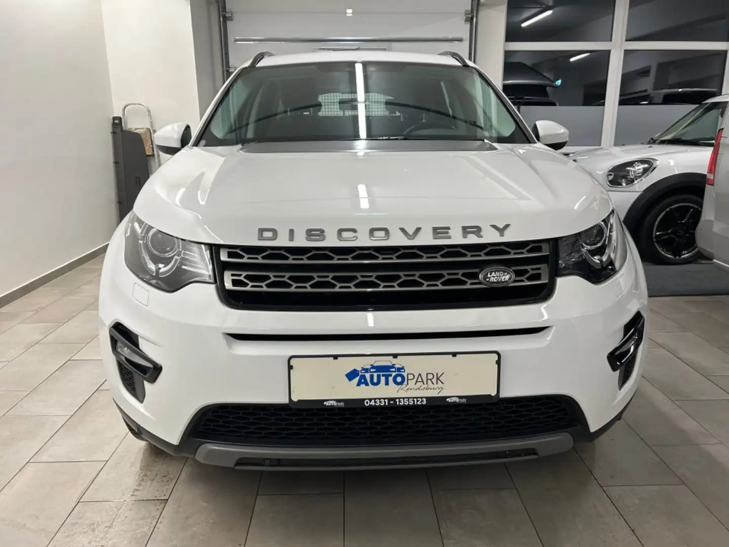 Land Rover Discovery Sport SE TD4 AWD Weiß - 2