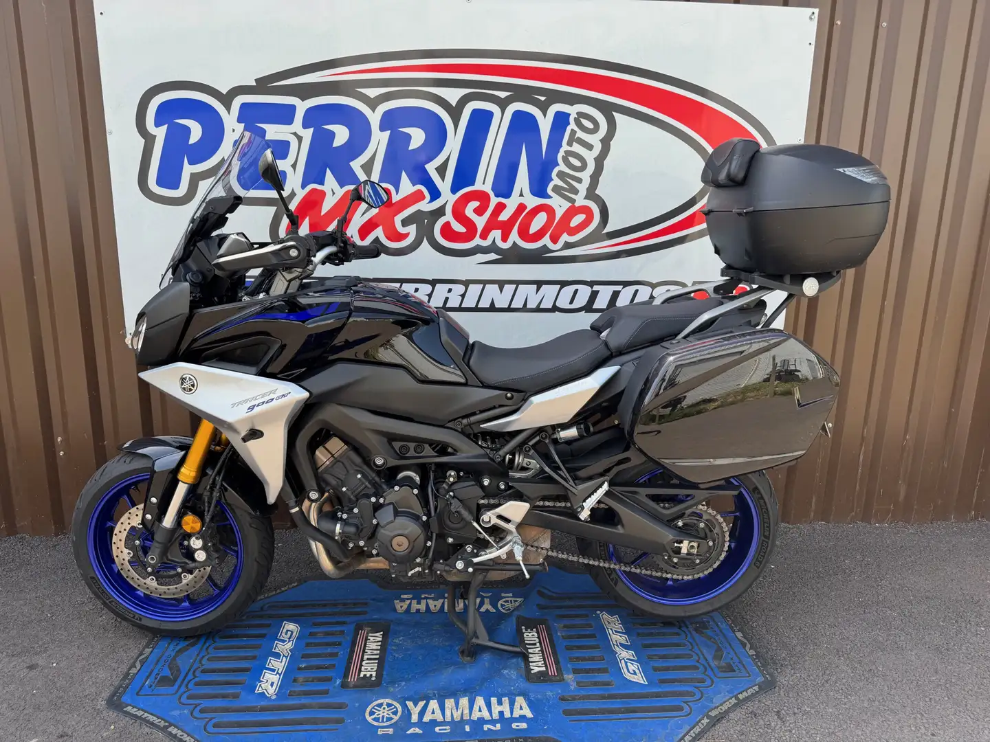 Yamaha Tracer 9 GT Argent - 1