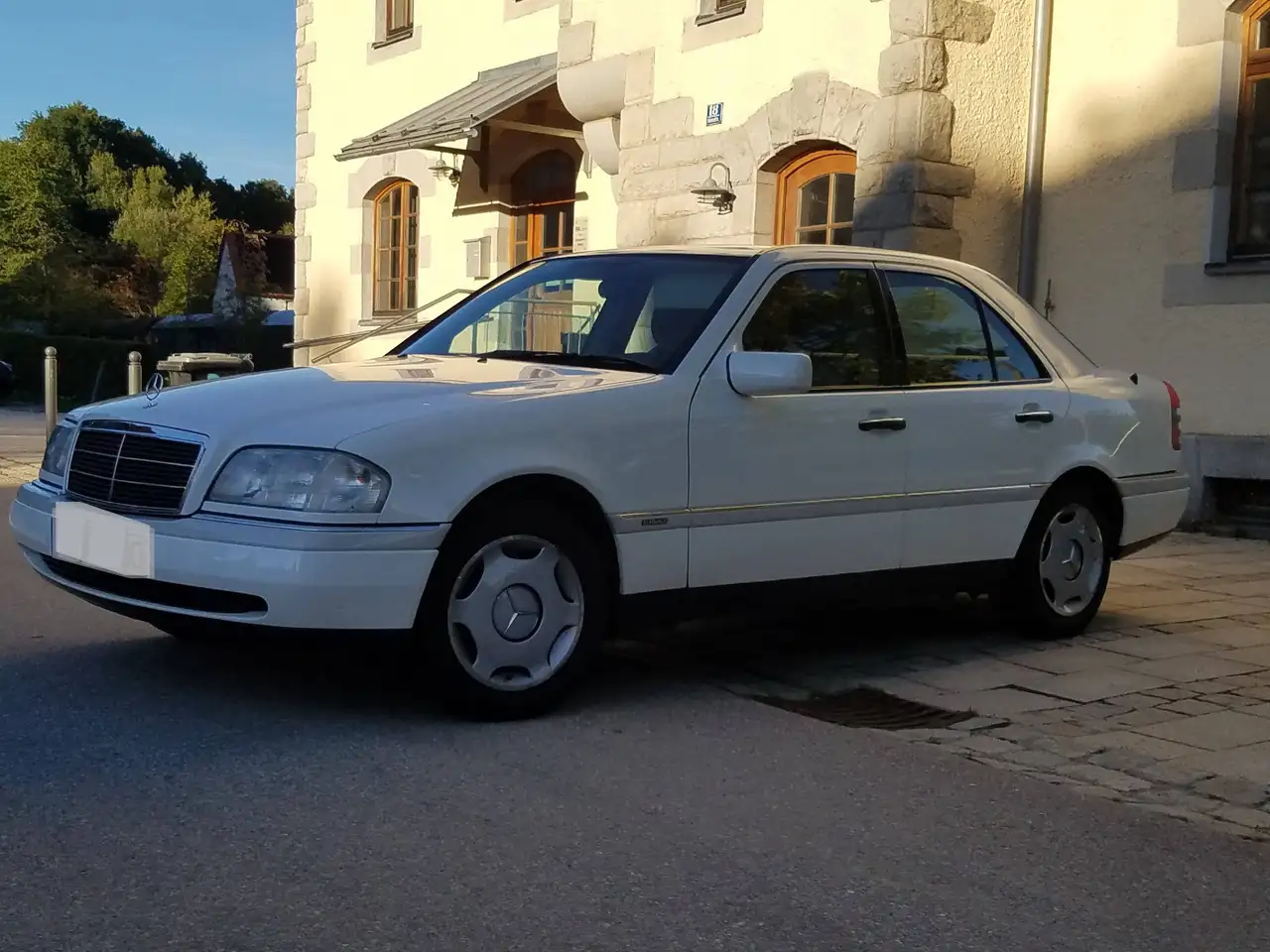 Mercedes-Benz C 180 Elegance, foto 2