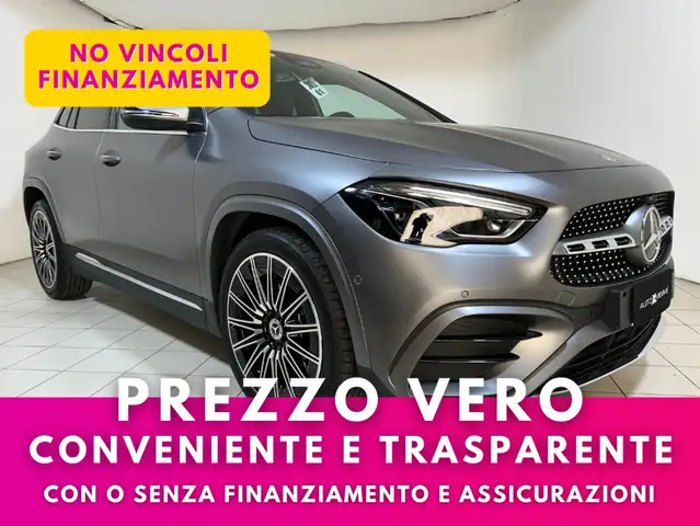 Mercedes-Benz GLA 250 AMG Line Premium 4matic cerchi da 20