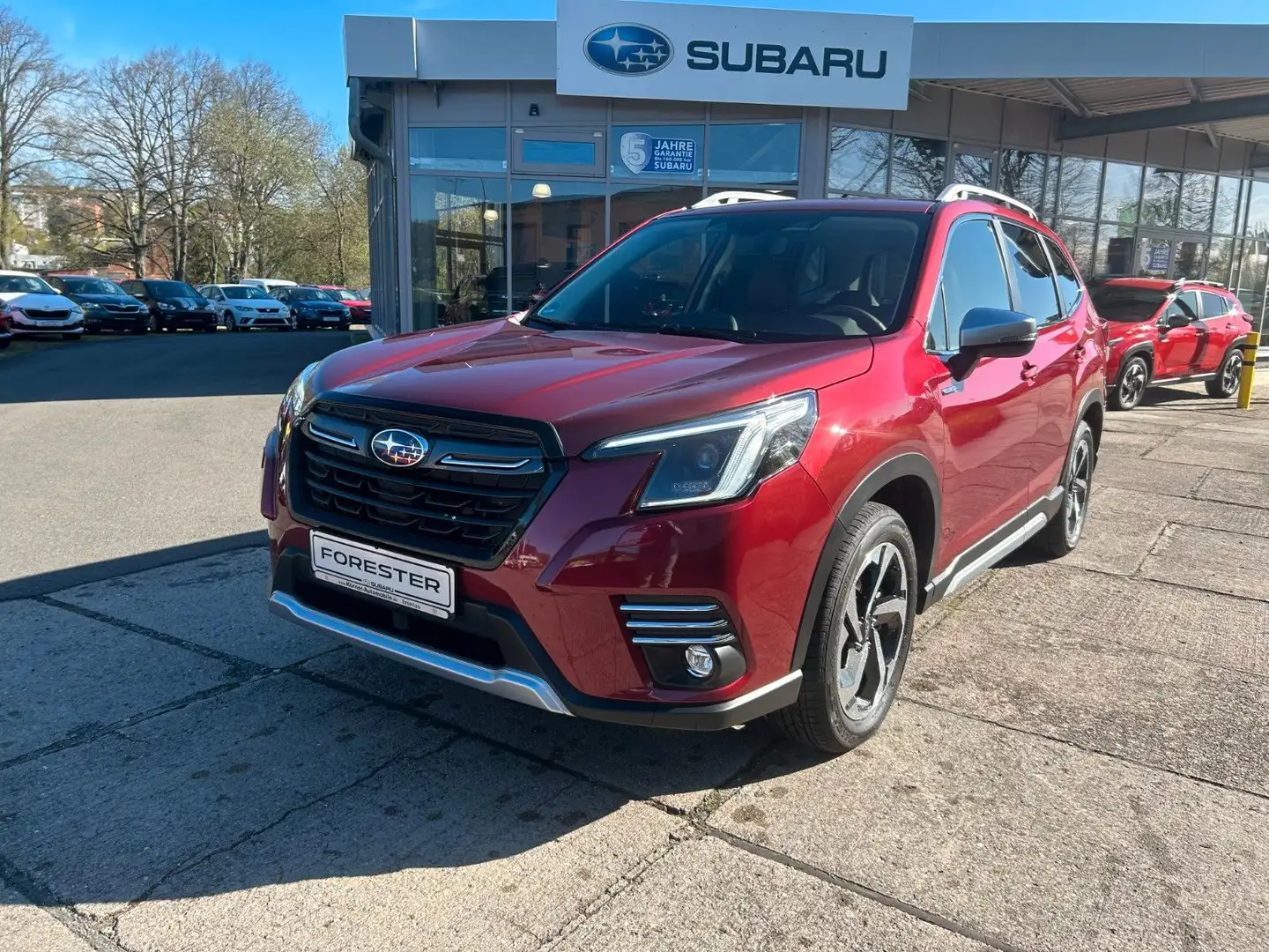 Subaru Forester 2.0ie Plat*LED*Leder*Harman/Kardon+AZV Rot - 1