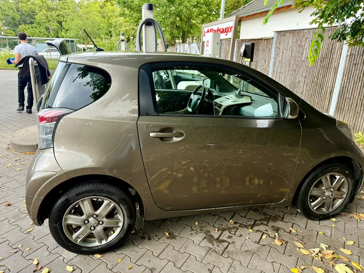 Toyota iQ IQ 1.0+ Brązowy - 1