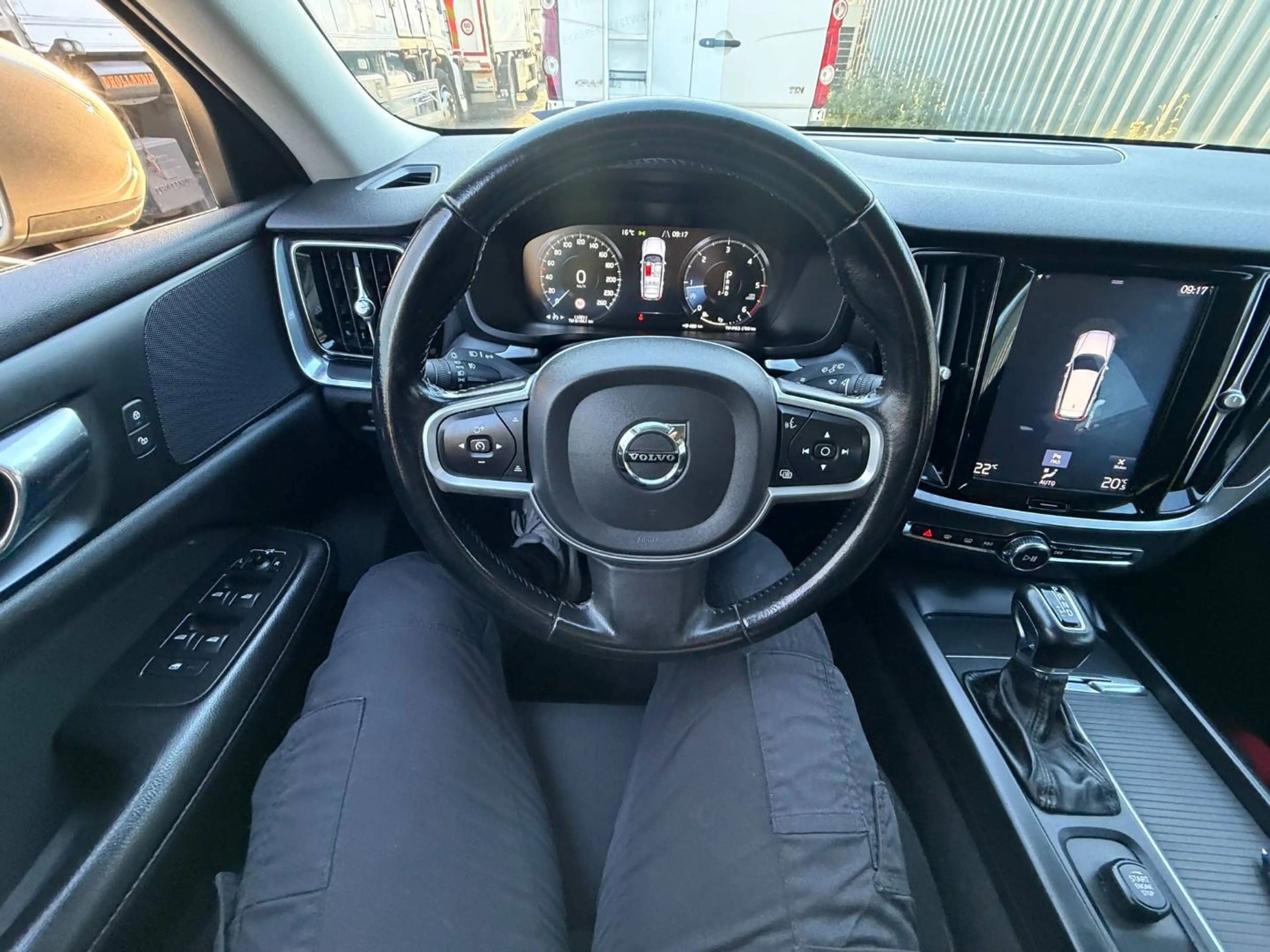 Volvo V60 V60 2.0 Momentum — photo 7