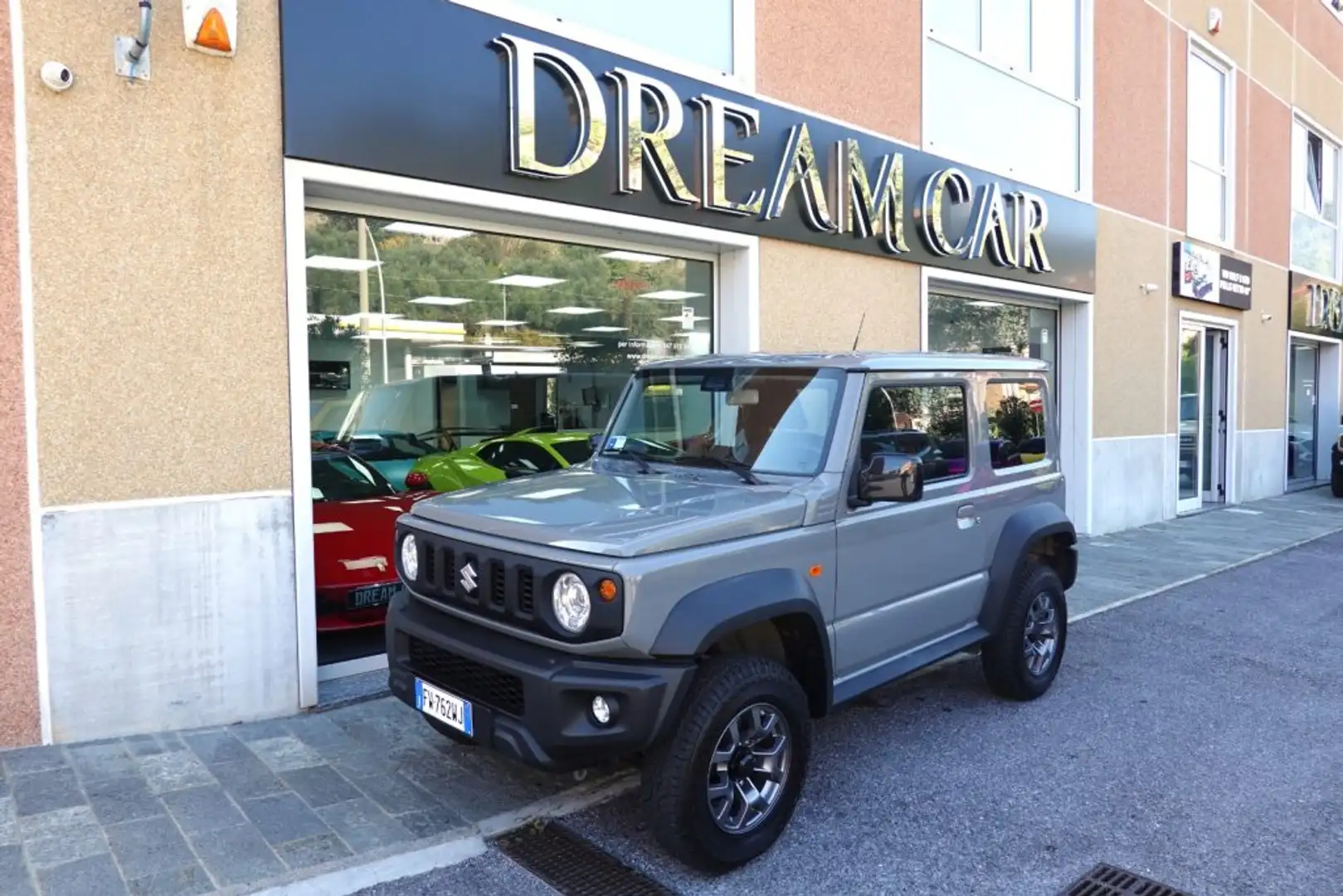 Suzuki Jimny 1.5 5MT Top OK NEOPATENTATI 19.983 KM! Gri - 1