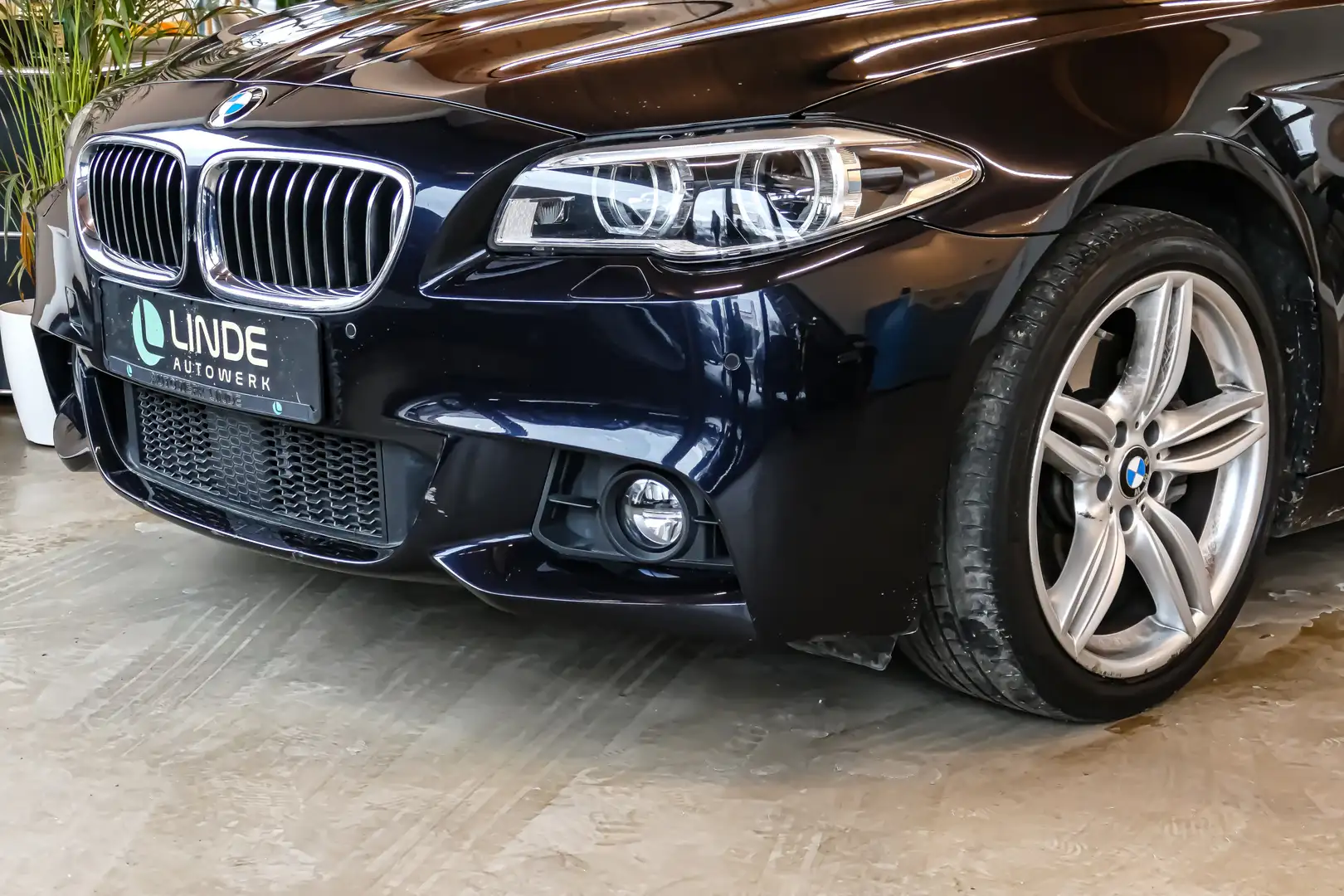 BMW 535 d xDrive M-Paket |AHK|HARMAN|HUD|MEMORY|19 Schwarz - 2