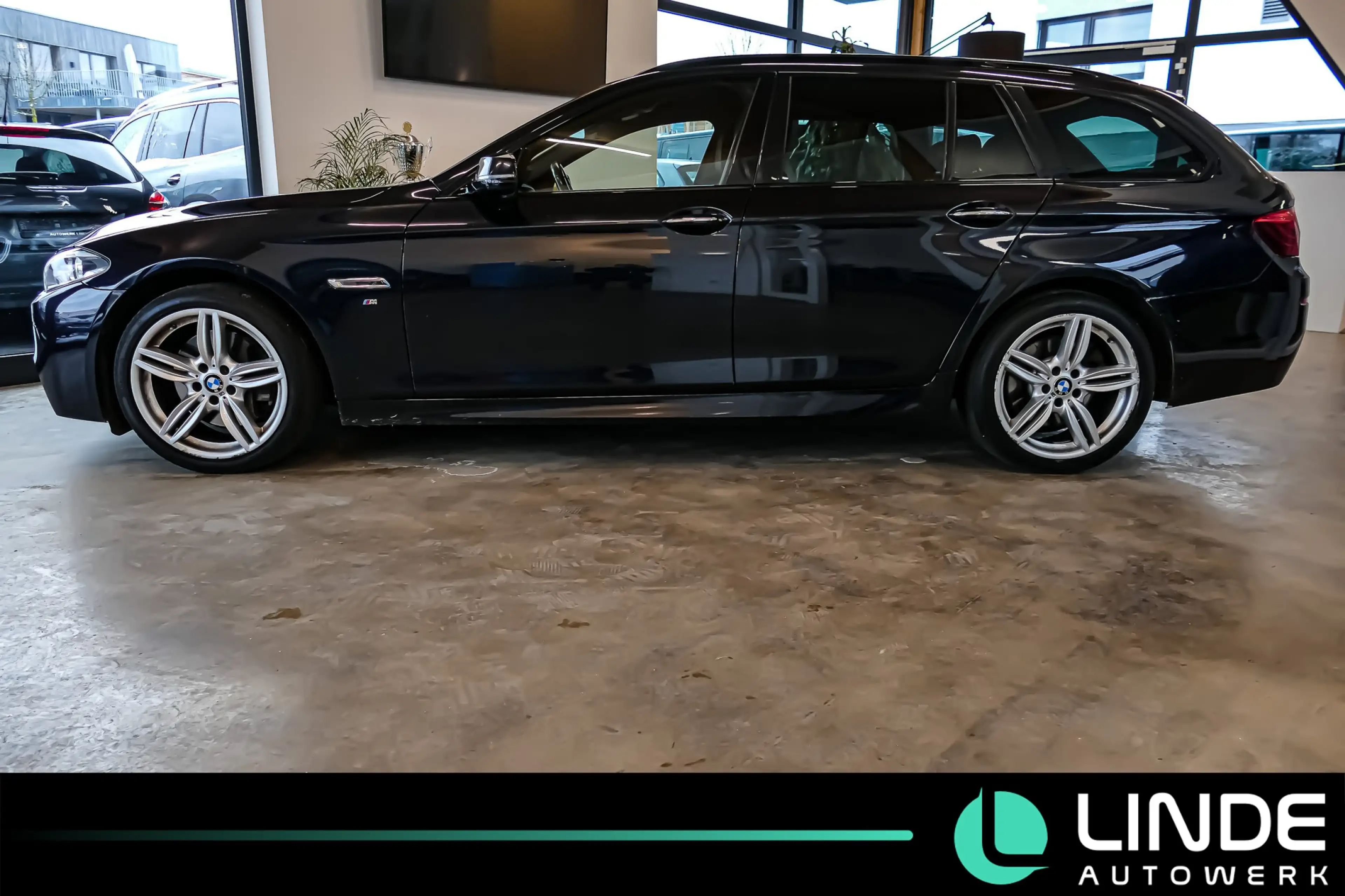 BMW 535 d xDrive M-Paket |AHK|HARMAN|HUD|MEMORY|19 — photo 4
