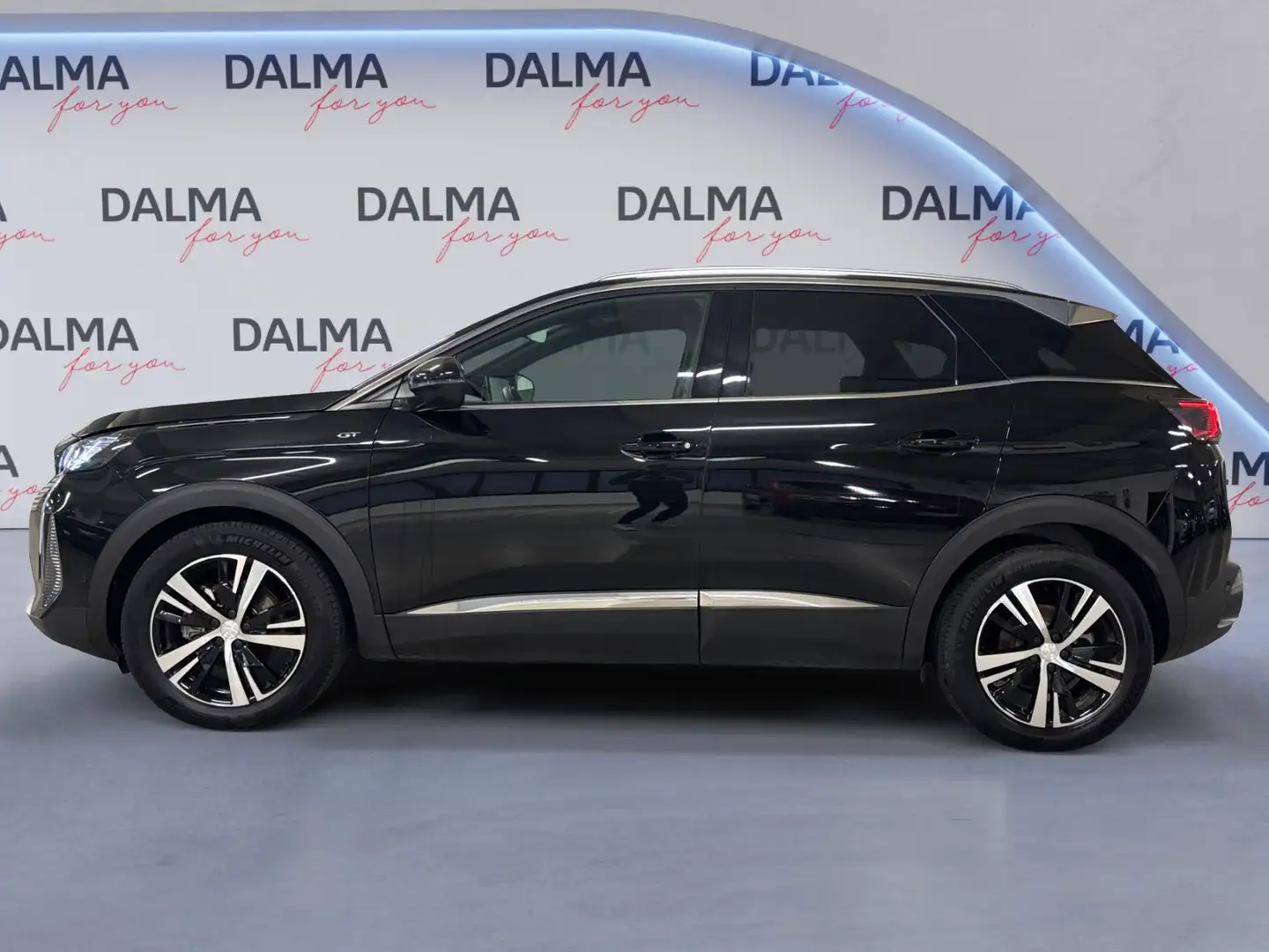 Peugeot 3008 1.2 PureTech Turbo GT Schwarz - 2