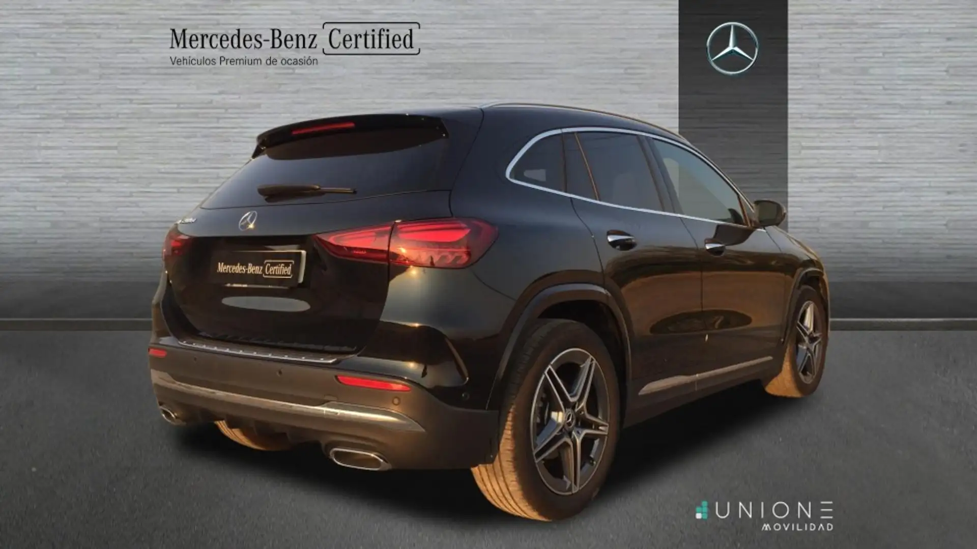 Mercedes-Benz GLA 200 d - 2