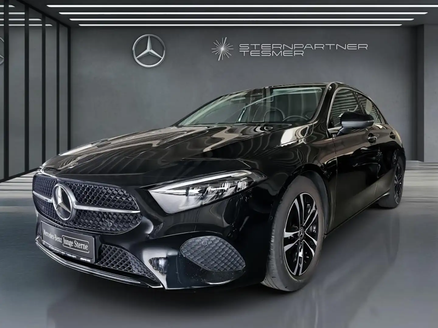 Mercedes-Benz A 200 d PROGRESSIVE+KAM+MBUX+LED+TEMPO+TOTW+AMBI Zwart - 1