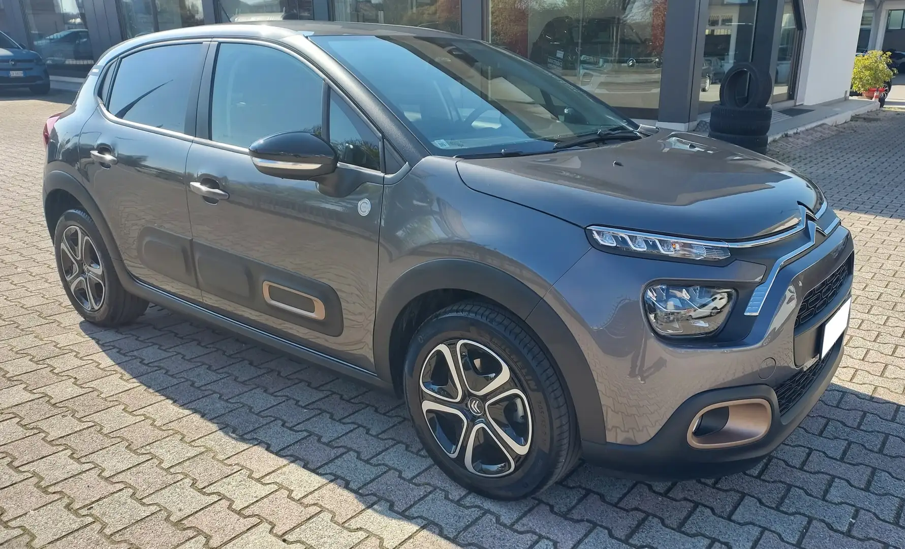 Citroen C3 1.2 puretech C-Series 83cv Gris - 2