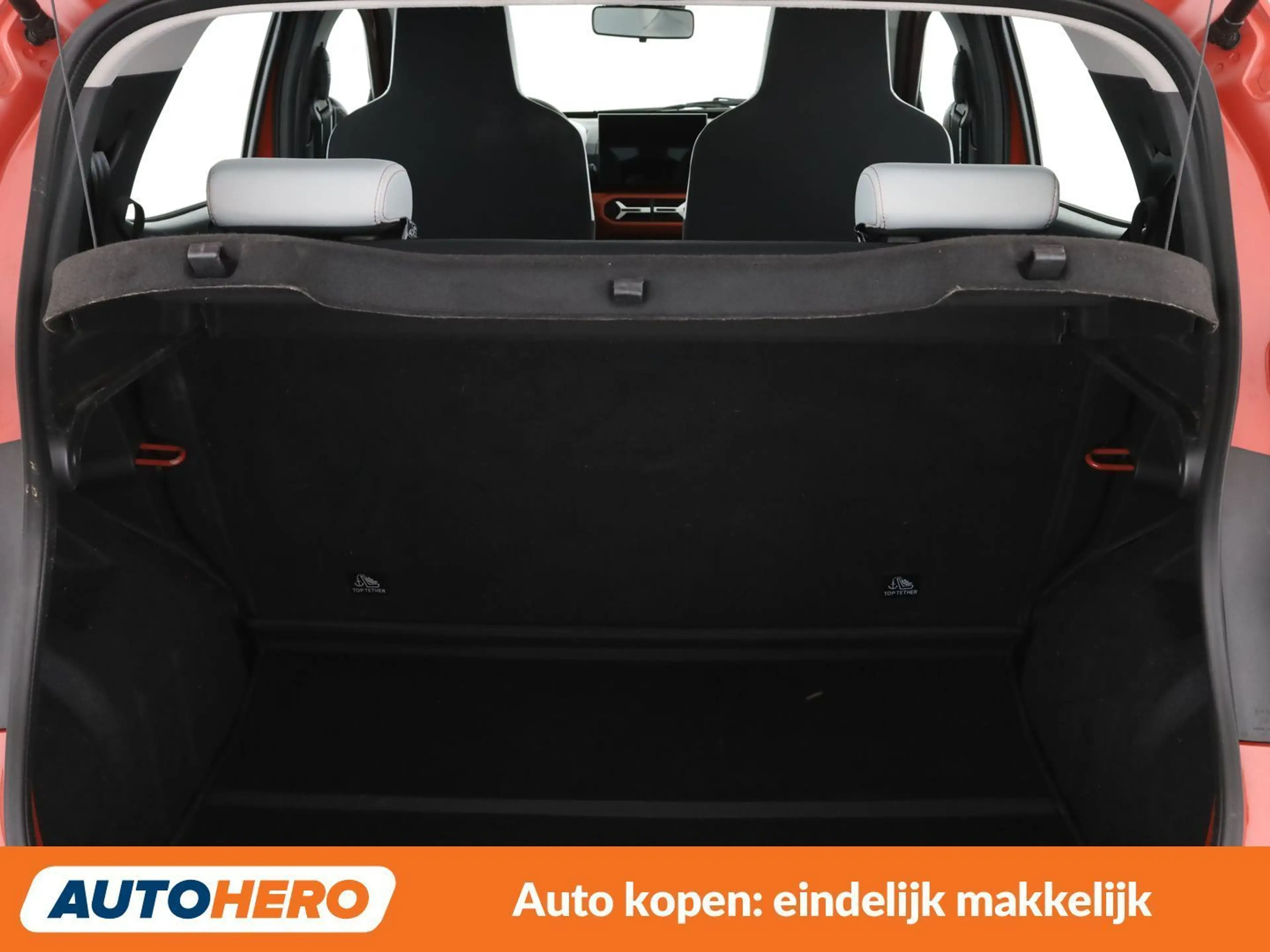 Dacia Spring electric drive 48 kW Expression — photo 27