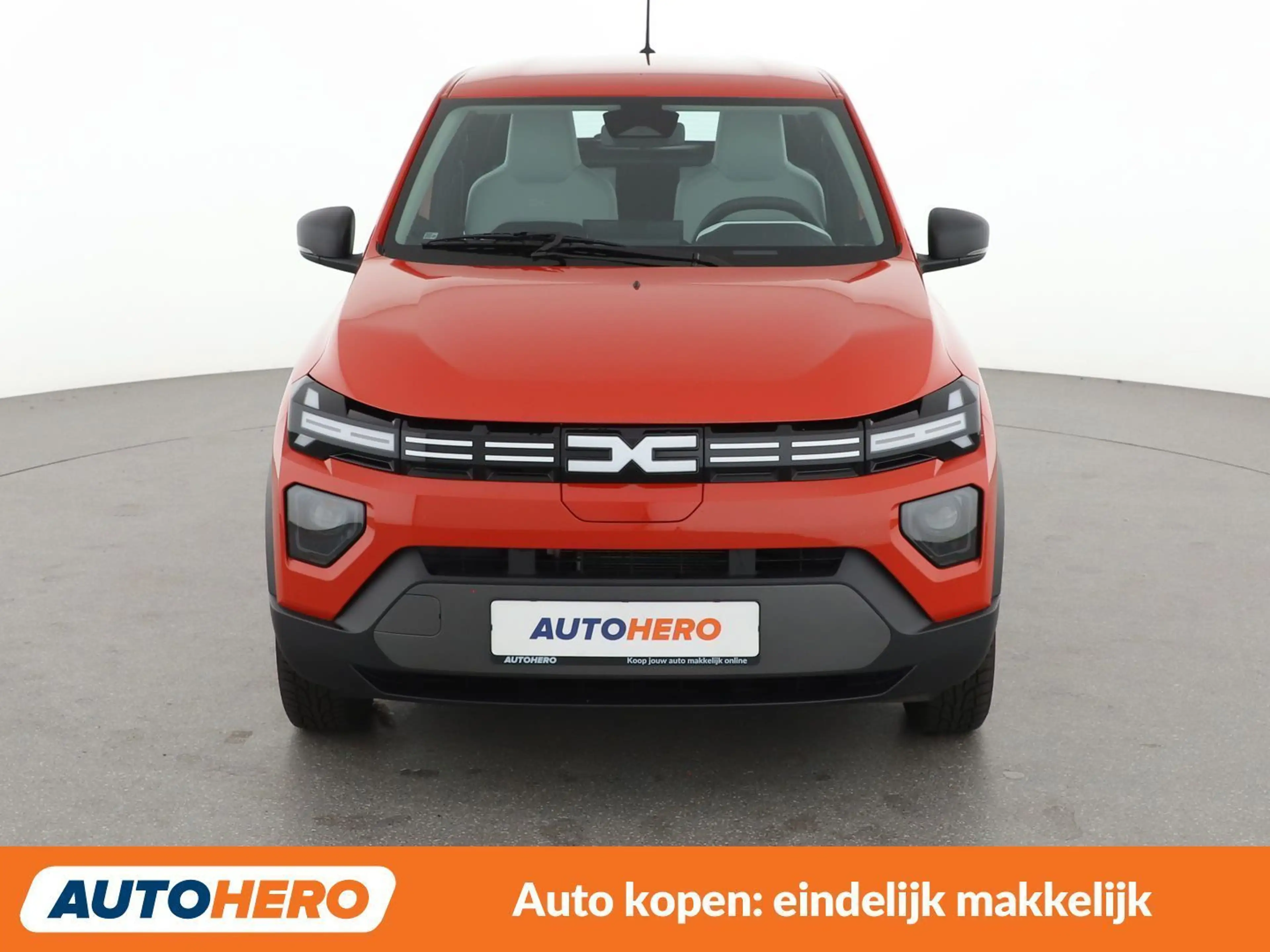 Dacia Spring electric drive 48 kW Expression — photo 18
