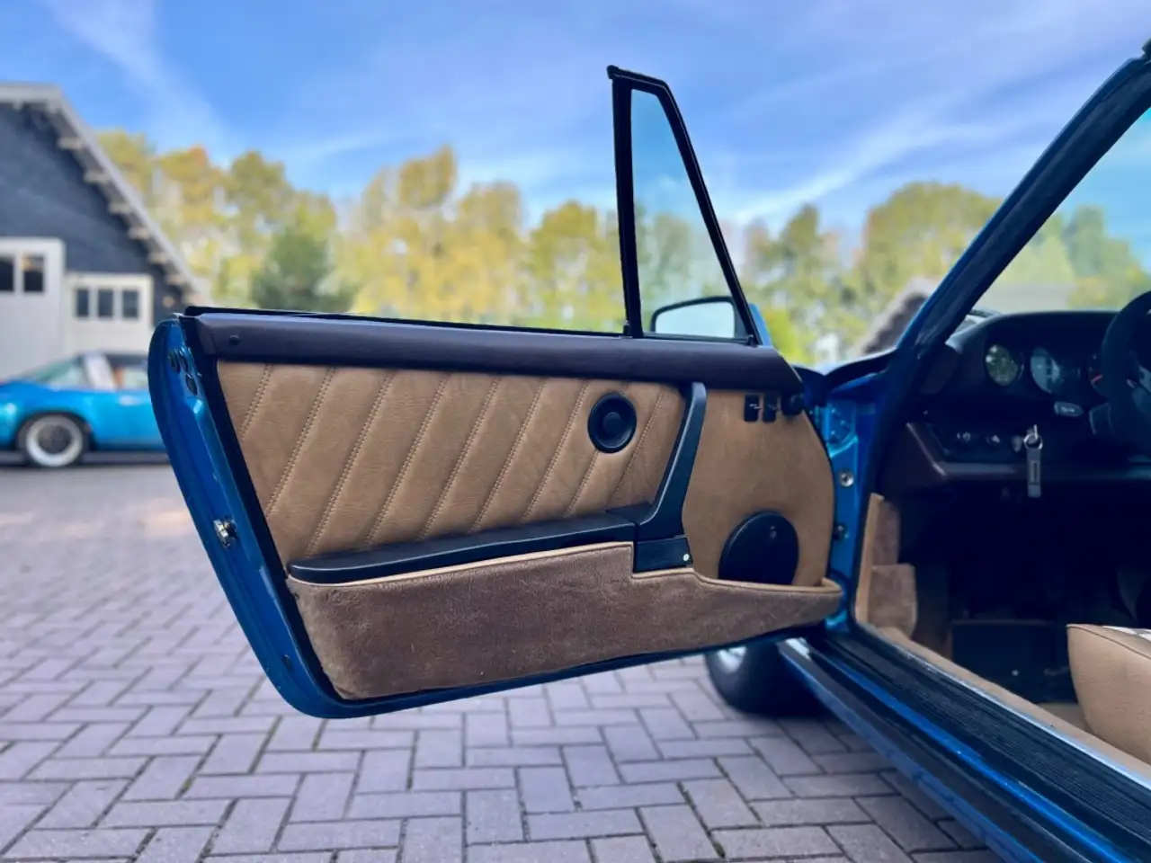Porsche 911 3.0L SC Targa - Minerva Blue Metallic - Pascha Int, foto 5