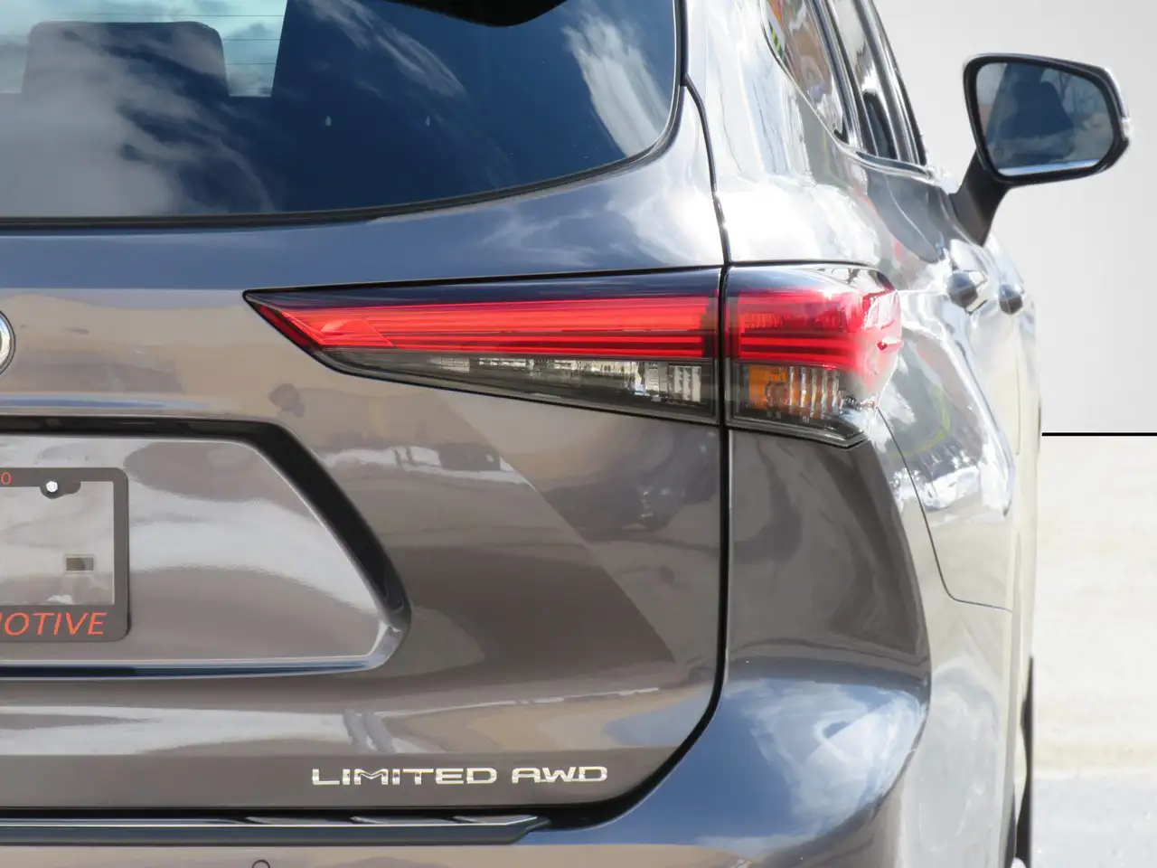 Toyota Highlander снимка Toyota Highlander
