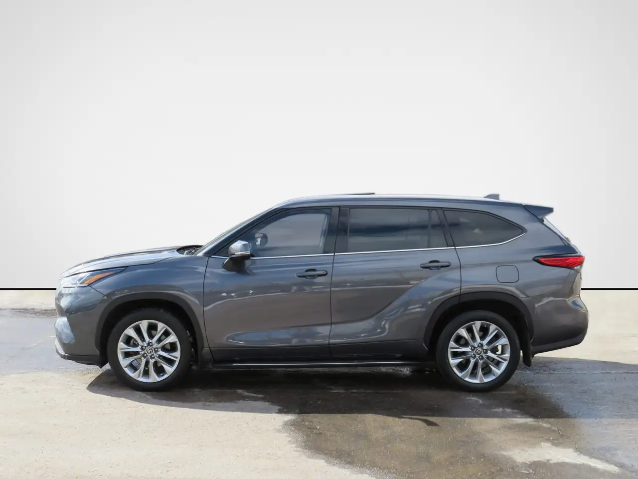 Toyota Highlander снимка Toyota Highlander