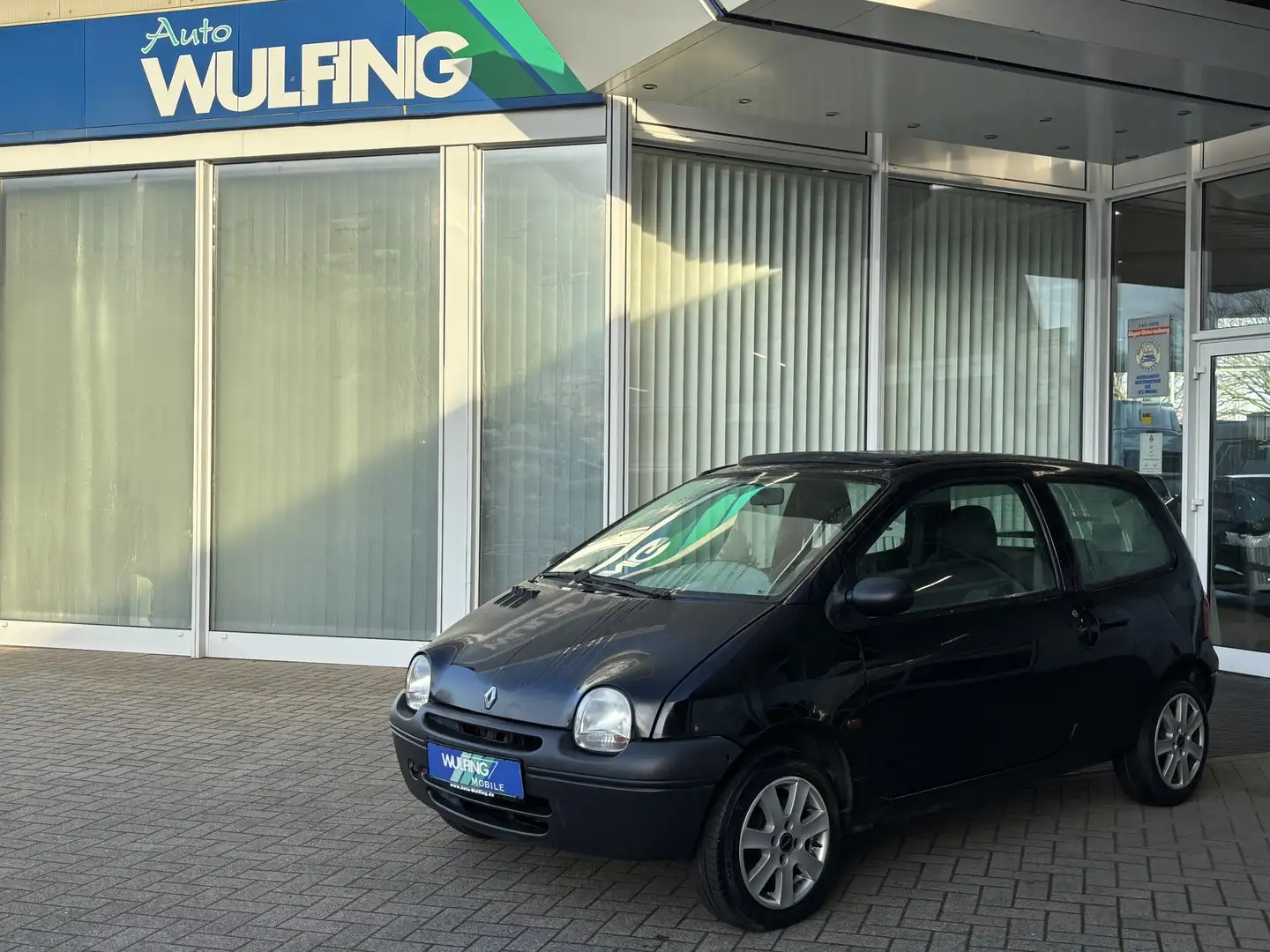 Renault Twingo 1.2 Authentique Schwarz - 1