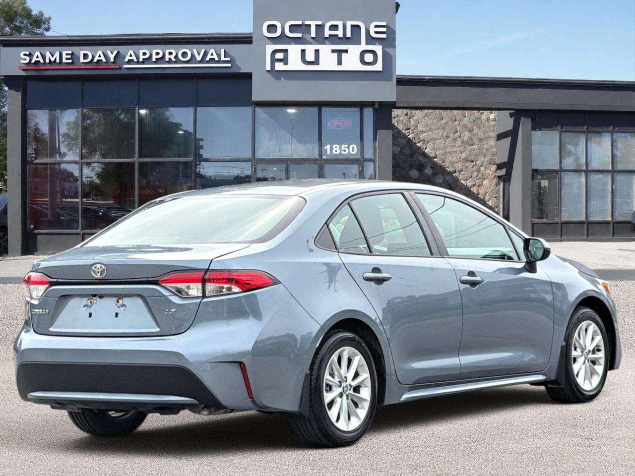 2020 Toyota Corolla LE — снимка 1