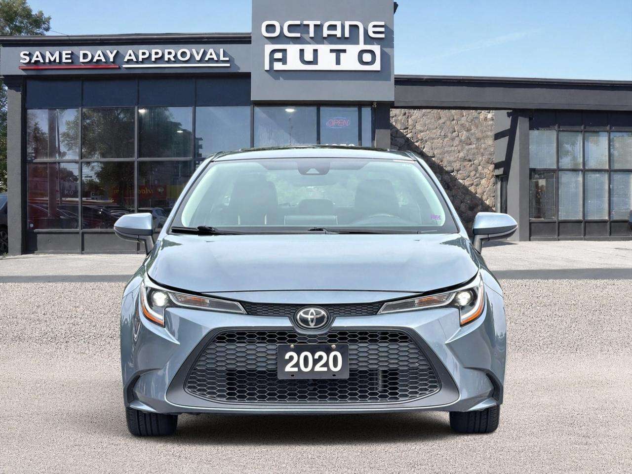 2020 Toyota Corolla LE — снимка 1