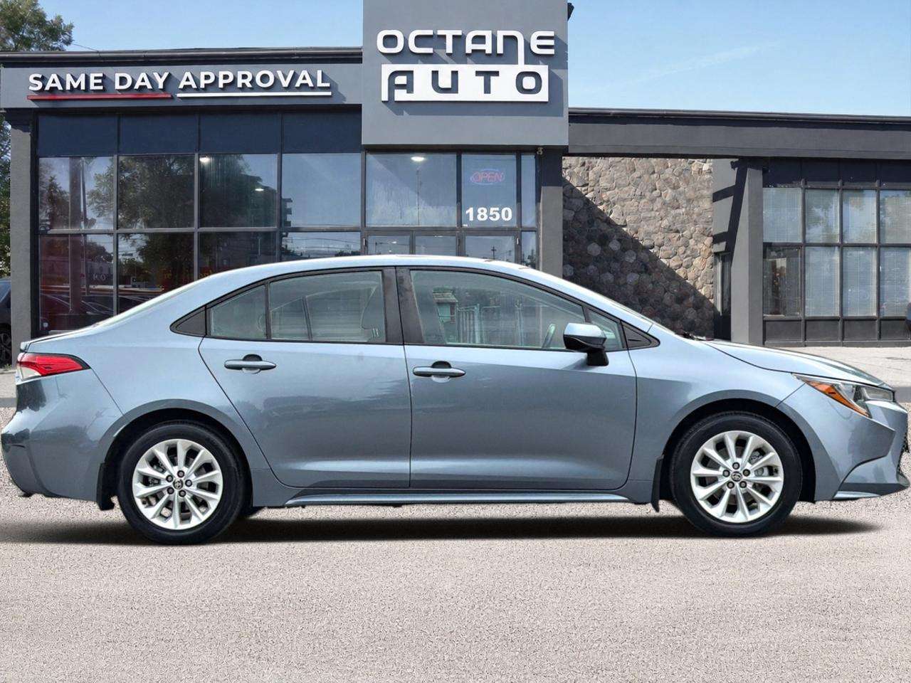 2020 Toyota Corolla LE — снимка 1