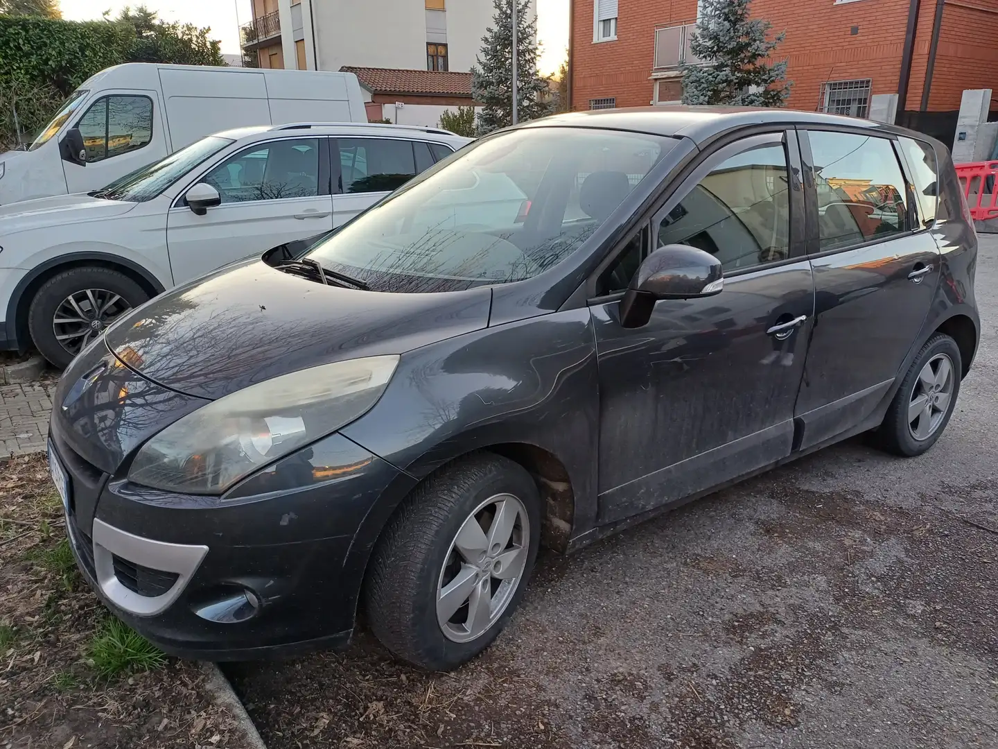 Renault Scenic Scenic+III+X-Mod+2009+X-Mod+1.6+16v+Dynamique Nero - 2