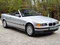 BMW 320 320i Argent - thumbnail 1