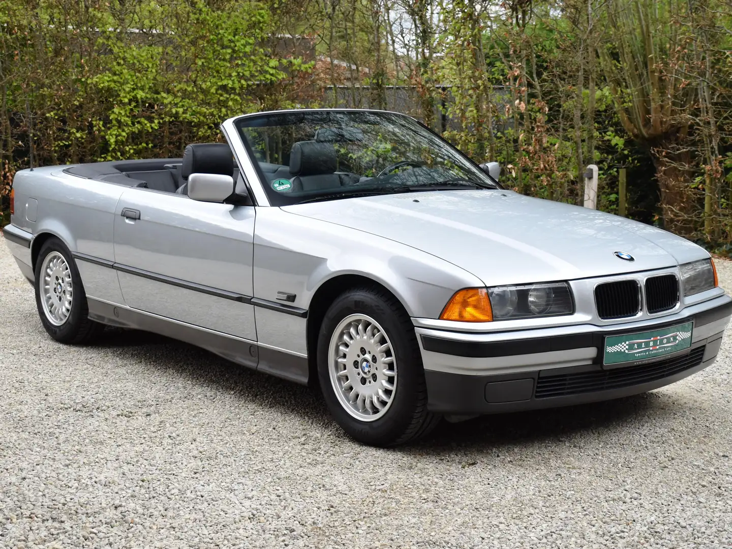 BMW 320 320i Argent - 1