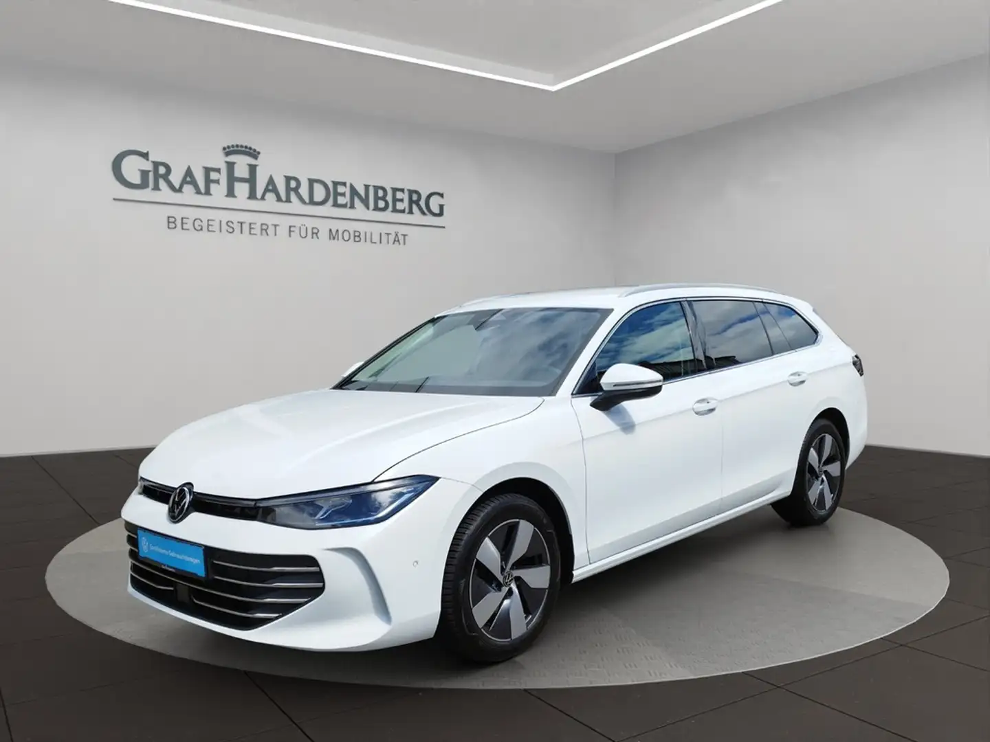 Volkswagen Passat Variant 1.5 eTSI DSG Business Matrix ACC Weiß - 1