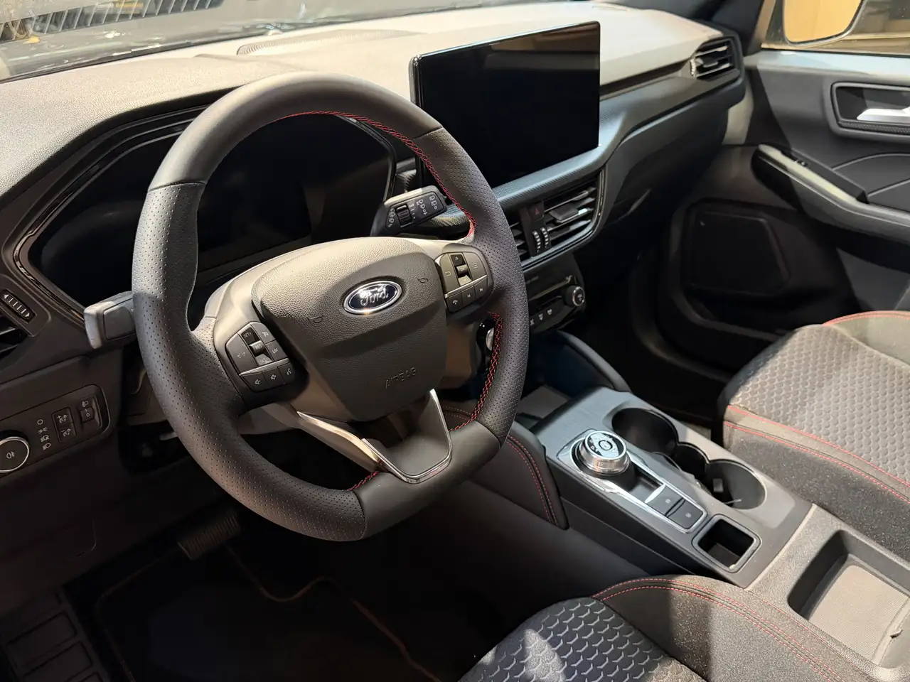 Ford Kuga 2.5 PHEV ST-Line WINTERPAKKET VERWARMD STUUR/S, миниатюра 12