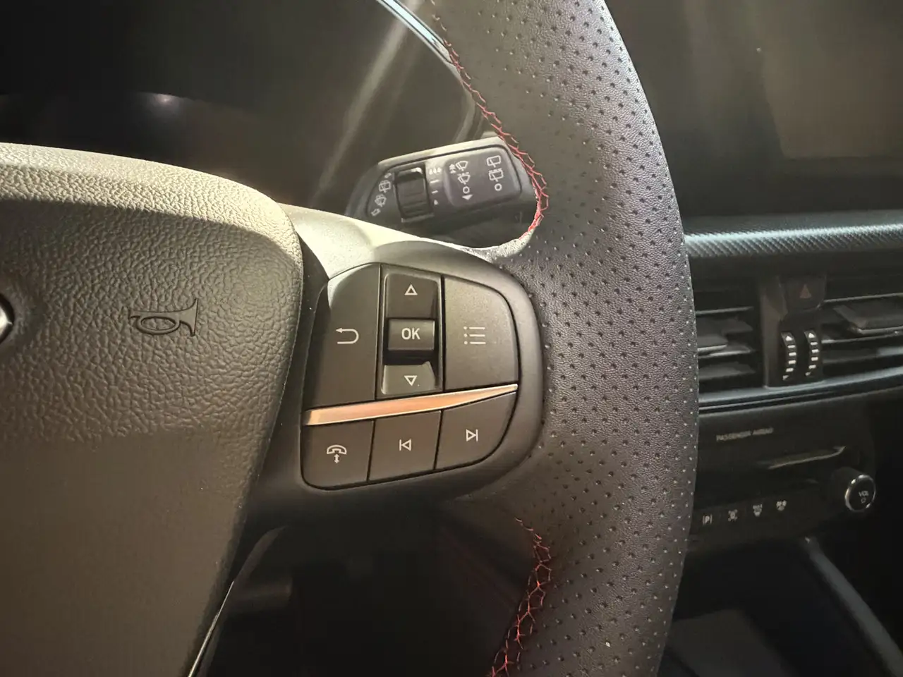 Ford Kuga 2.5 PHEV ST-Line WINTERPAKKET VERWARMD STUUR/S, миниатюра 15