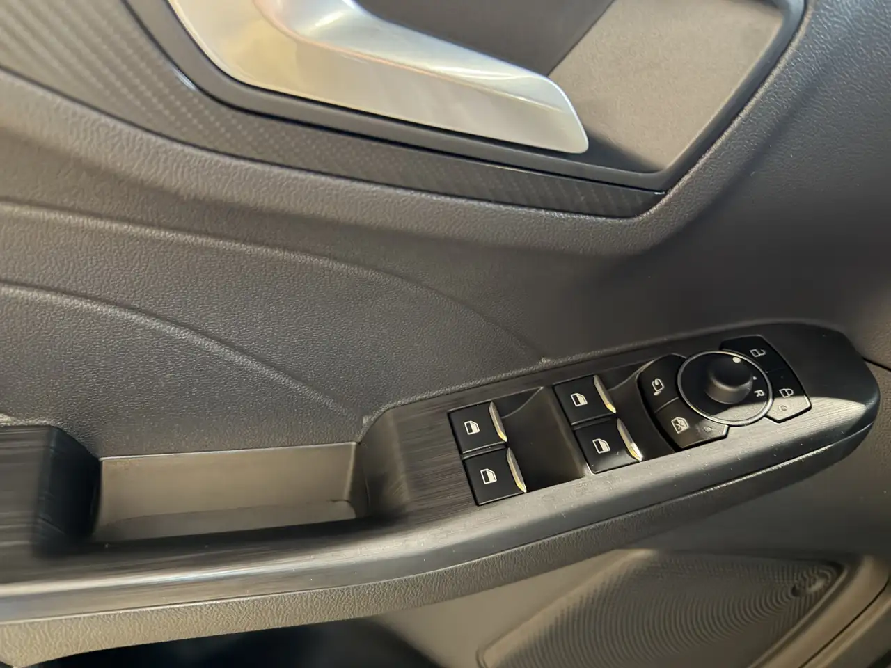 Ford Kuga 2.5 PHEV ST-Line WINTERPAKKET VERWARMD STUUR/S, миниатюра 10