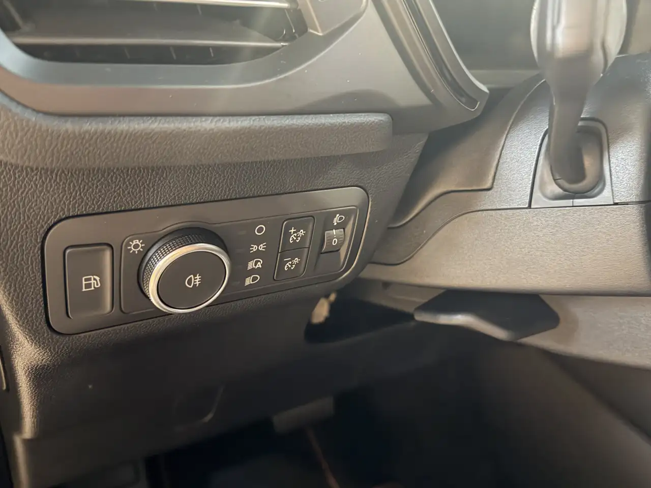 Ford Kuga 2.5 PHEV ST-Line WINTERPAKKET VERWARMD STUUR/S, миниатюра 13