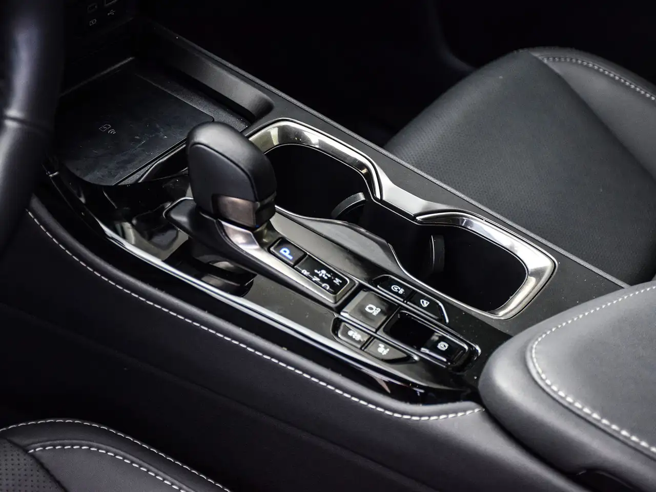 Lexus NX снимка Lexus NX